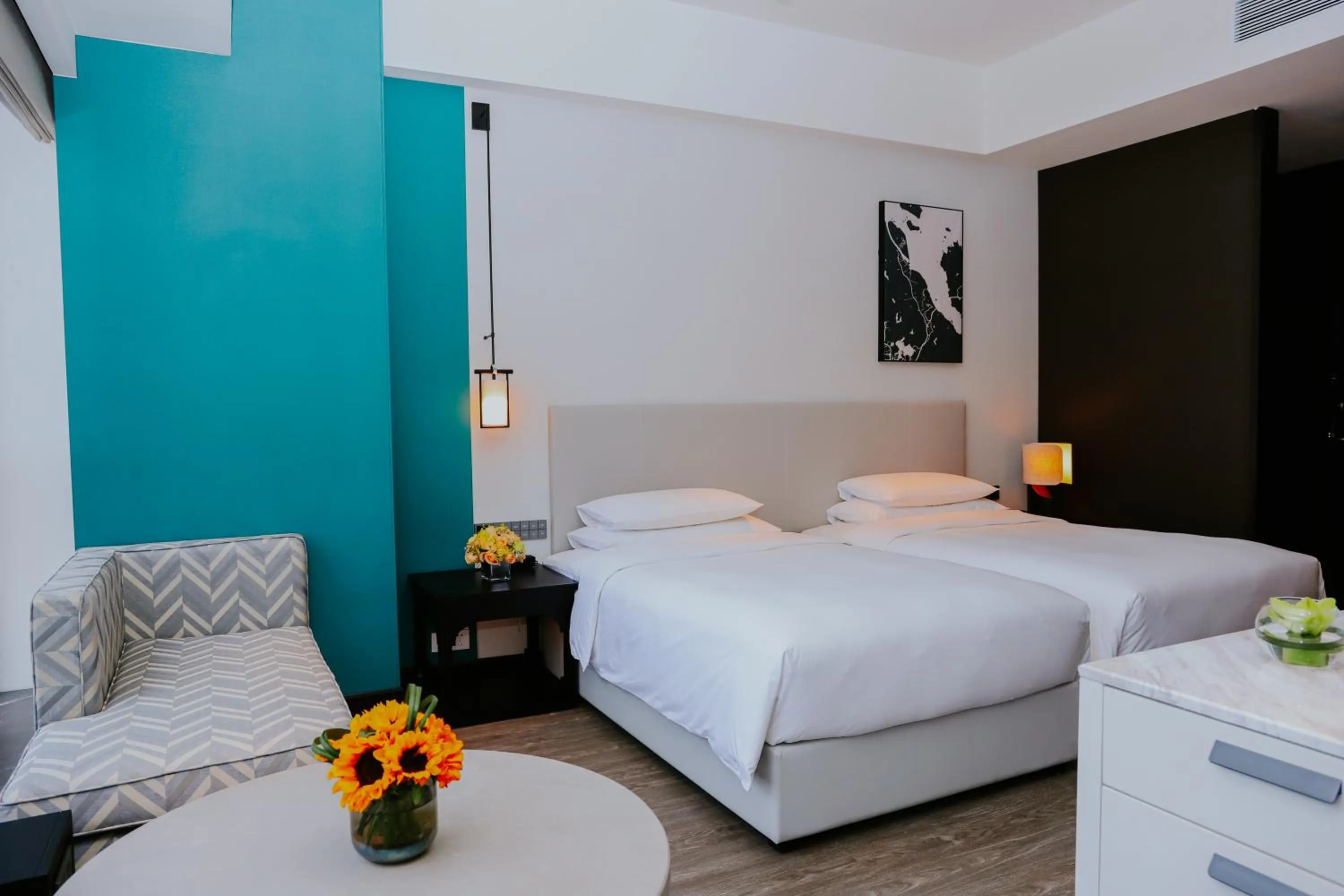 Photo of the whole room, Bed in Hyatt Centric Lakeside Ningbo