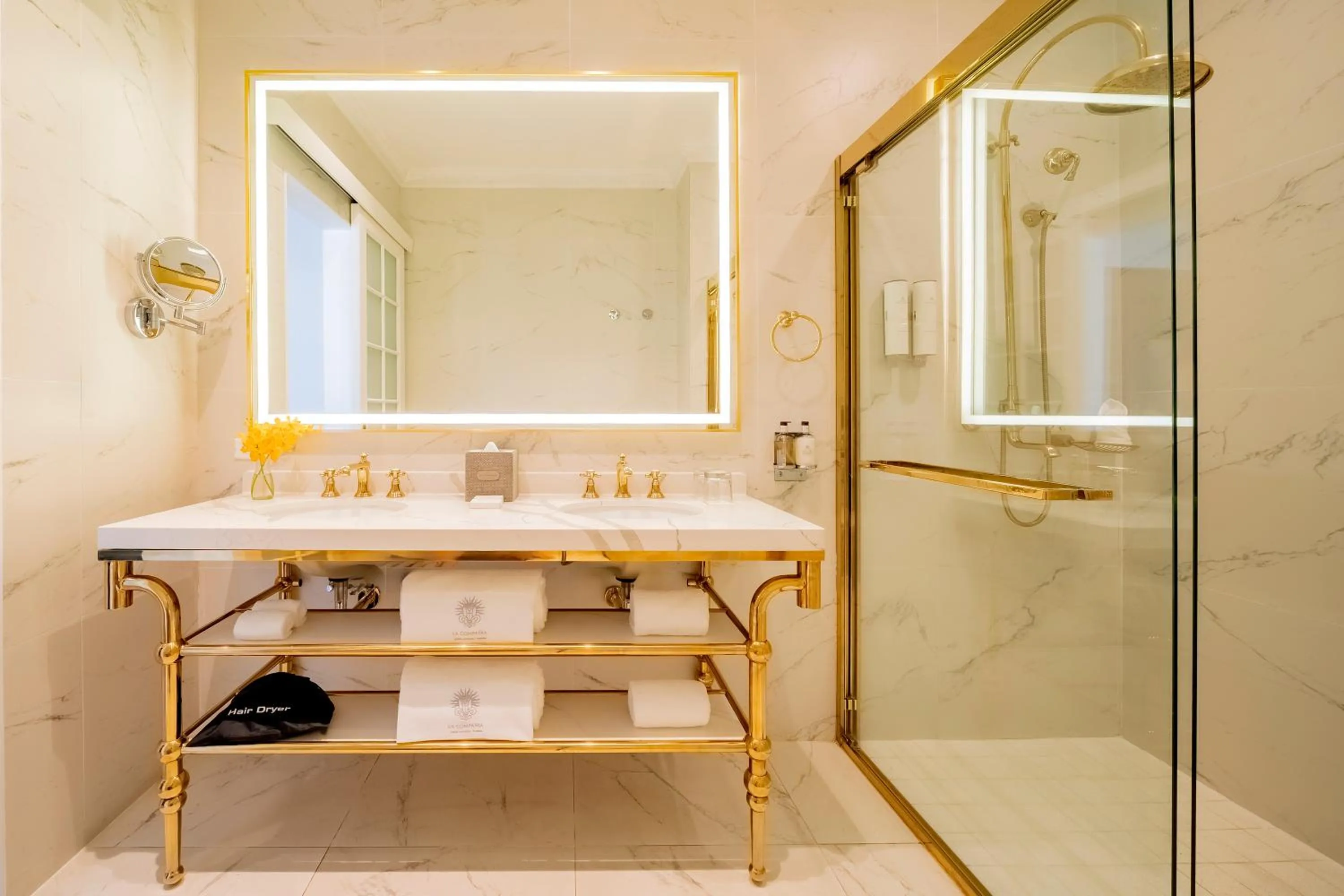 Hotel La Compañía Casco Antiguo