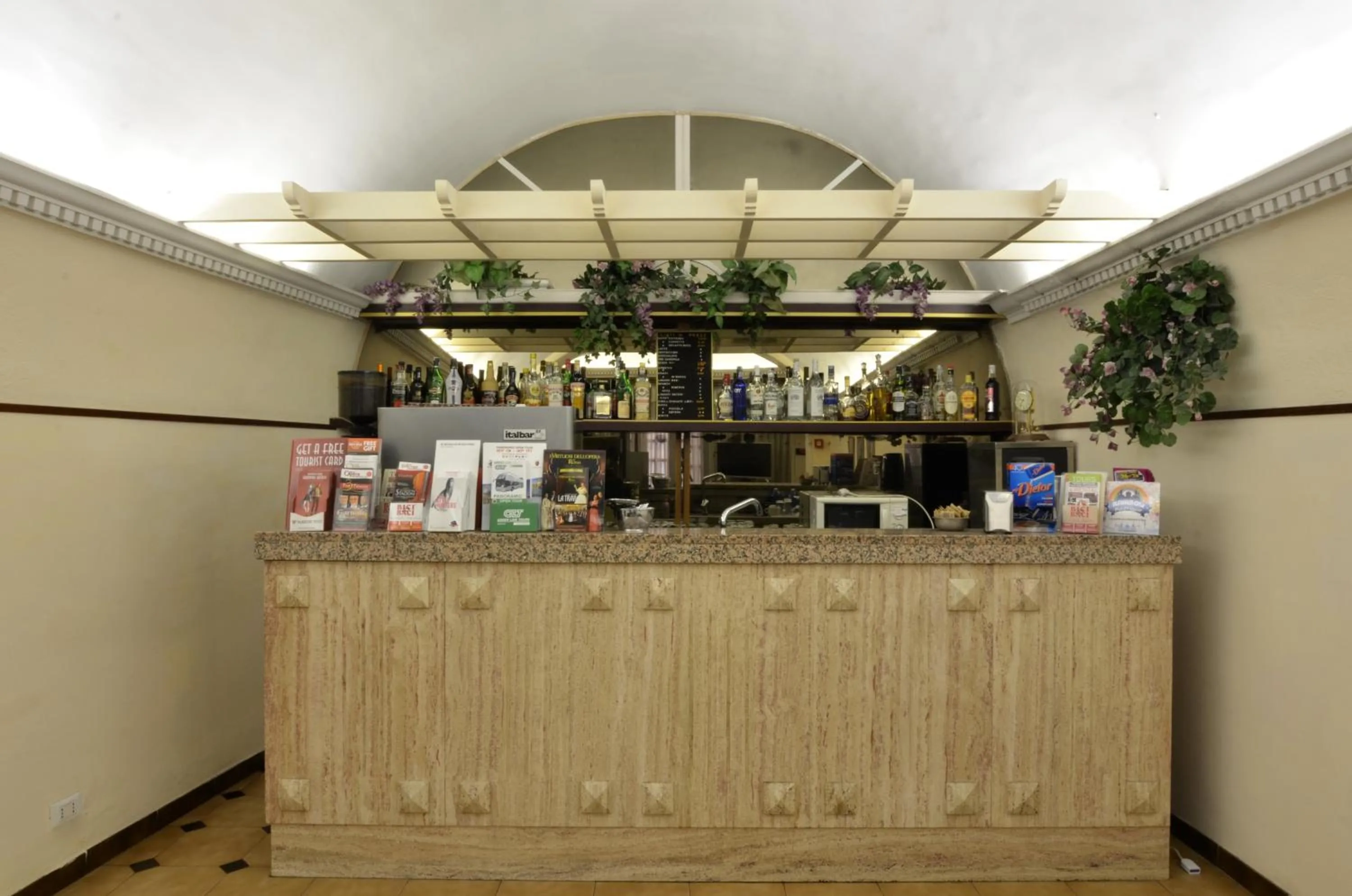 Lounge or bar in Hotel Tirreno