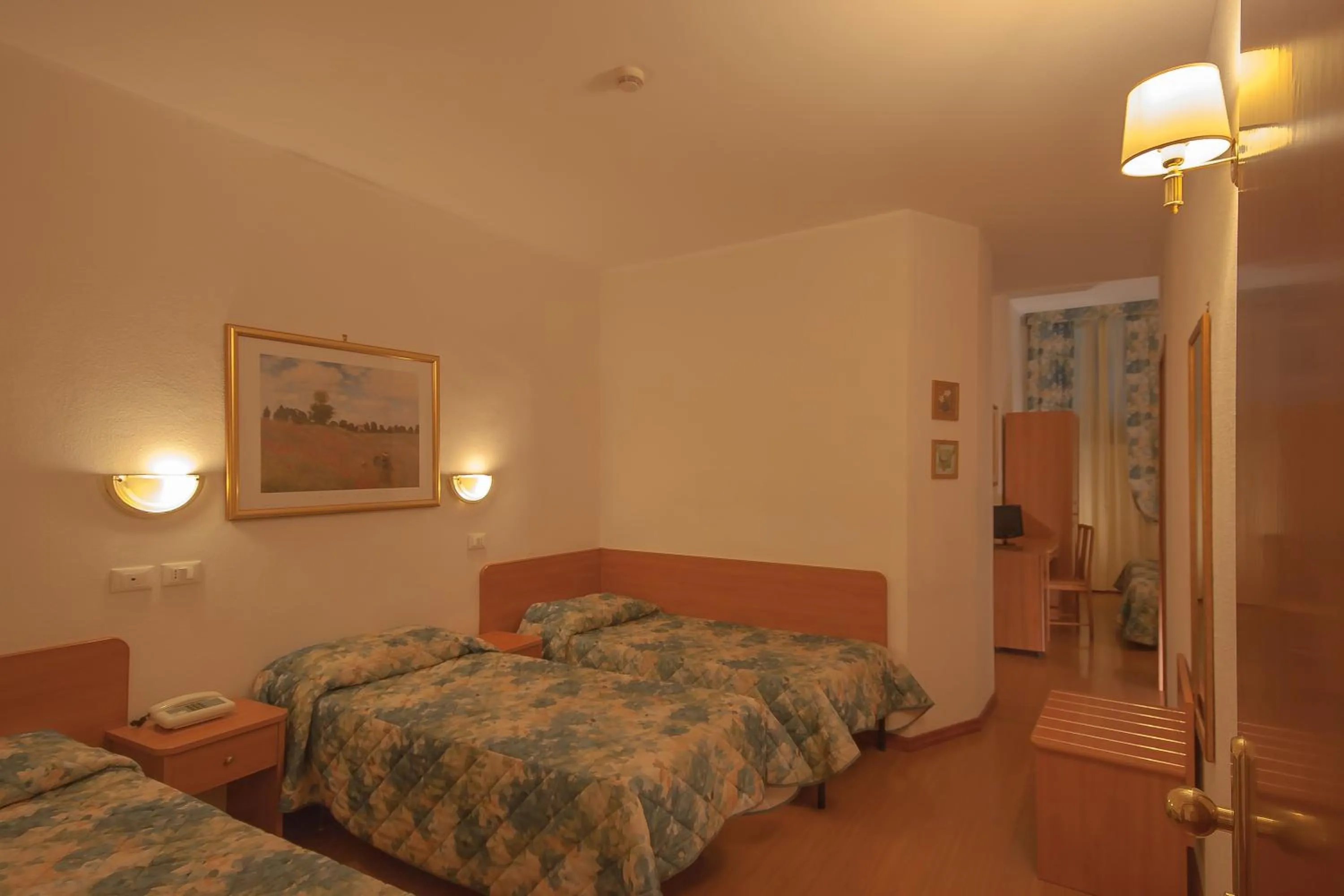 Photo of the whole room, Bed in Hotel Tirreno