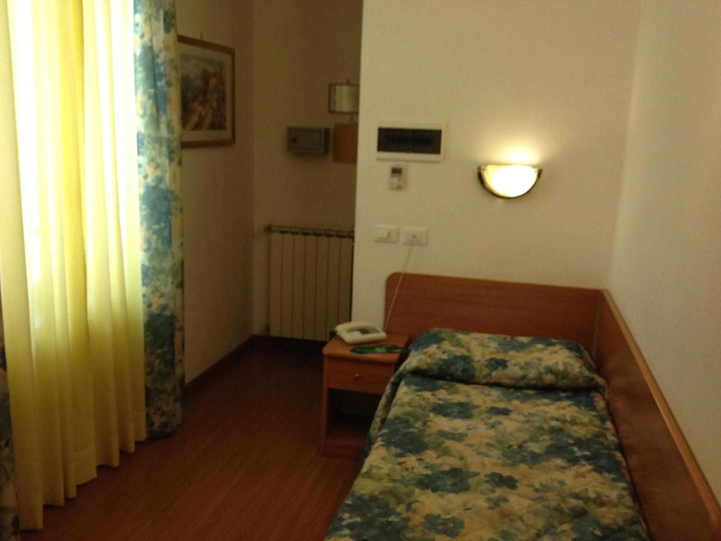 Photo of the whole room, Bed in Hotel Tirreno