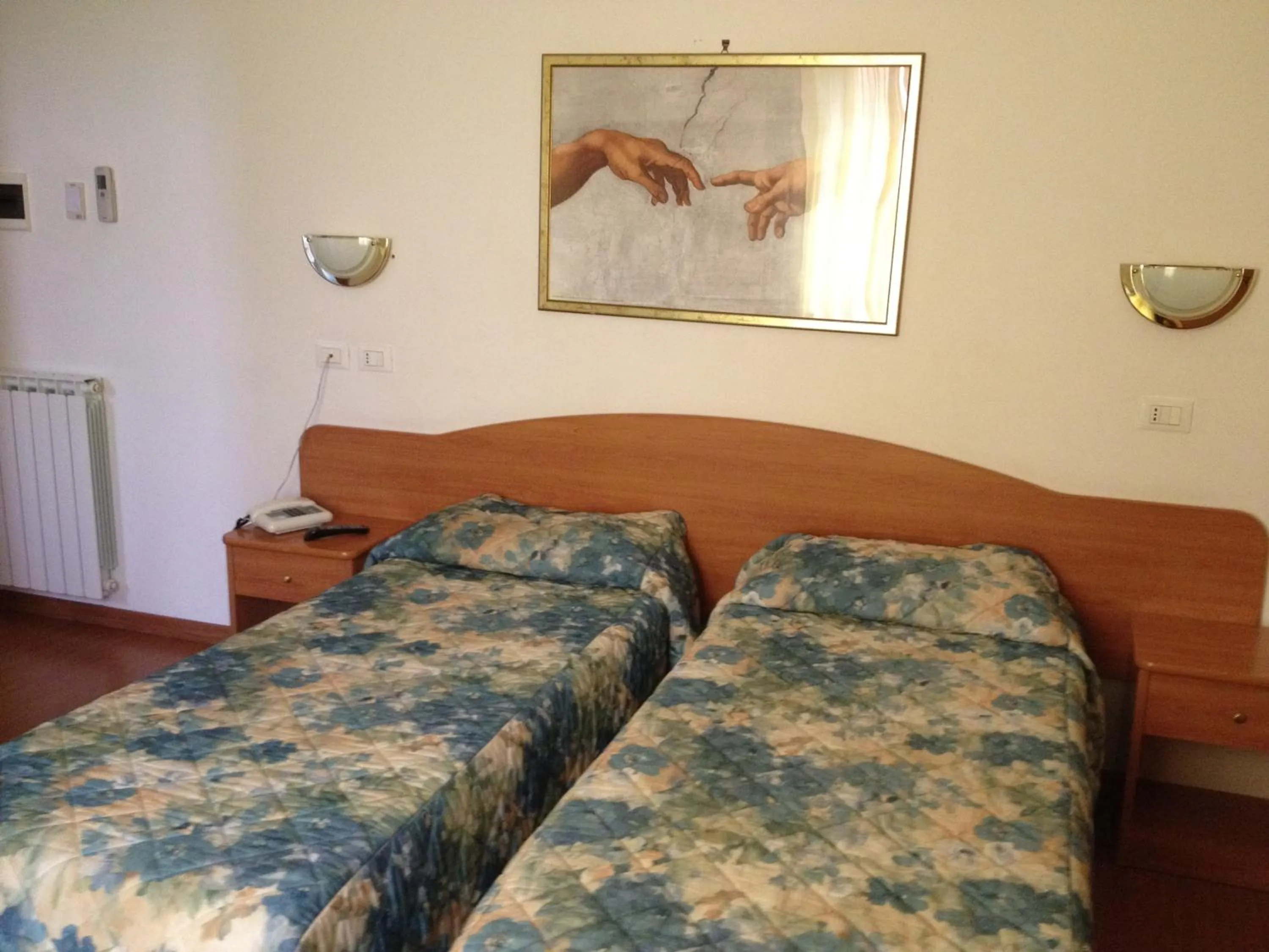 Bed in Hotel Tirreno