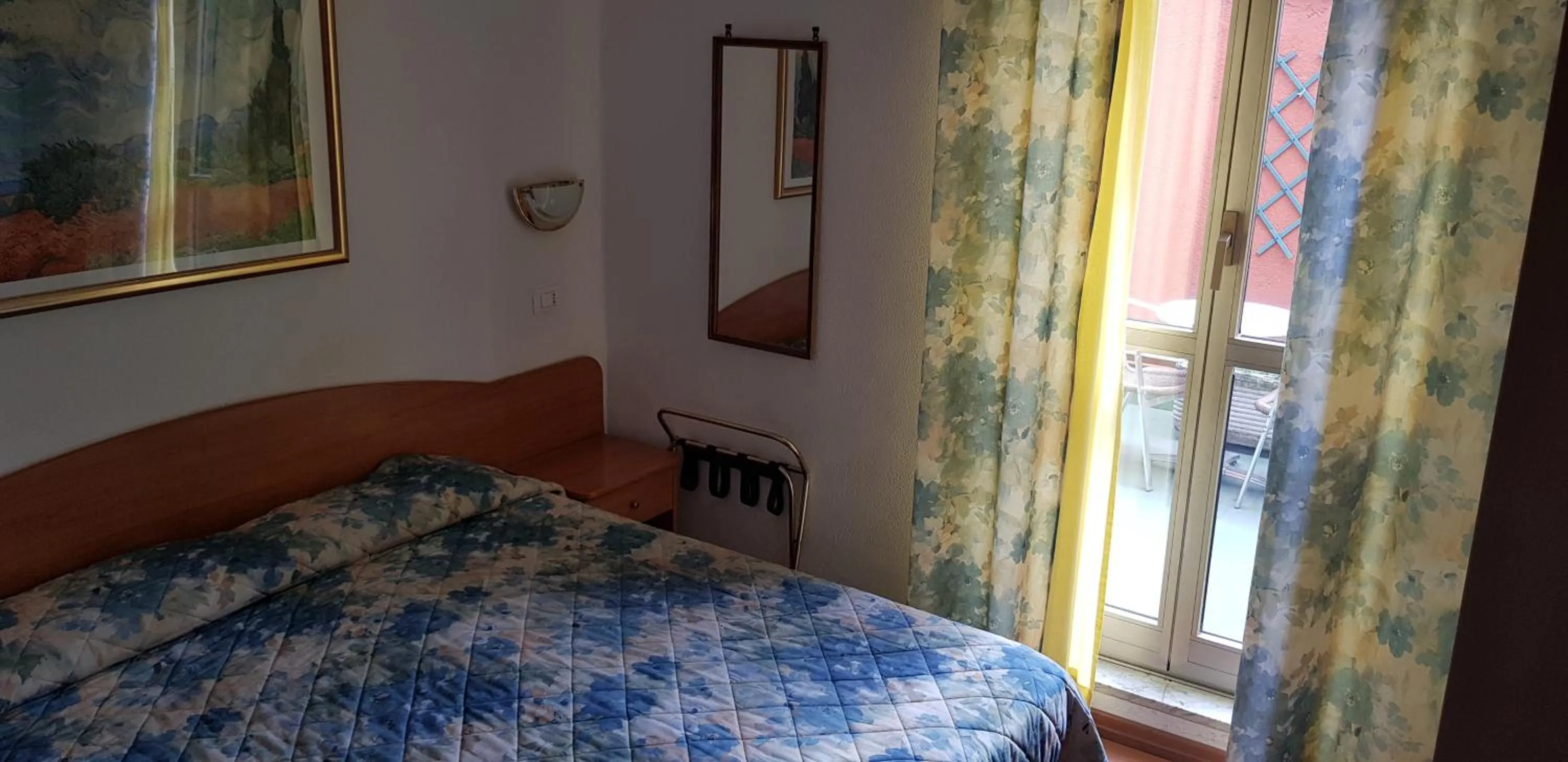 Photo of the whole room, Bed in Hotel Tirreno
