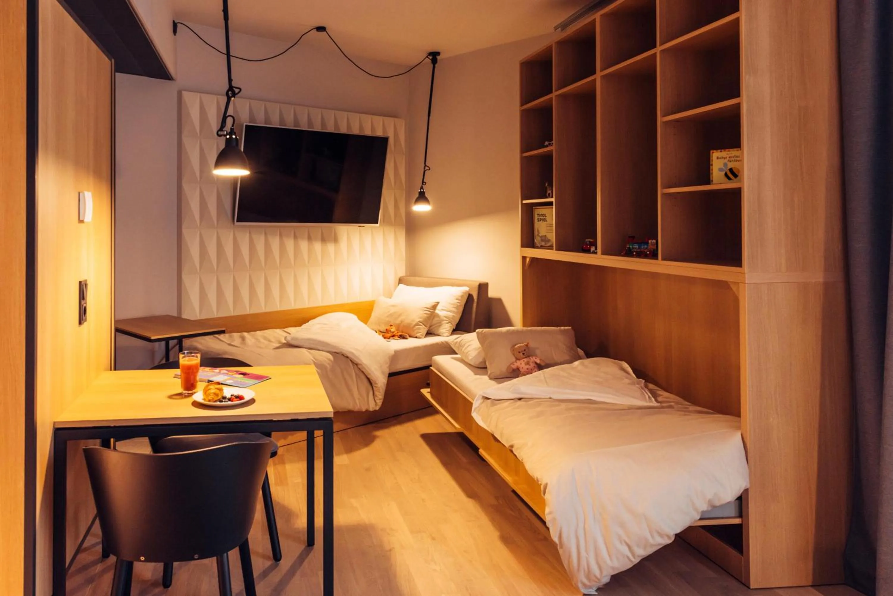 Photo of the whole room, Bed in harry's home Telfs hotel & apartments