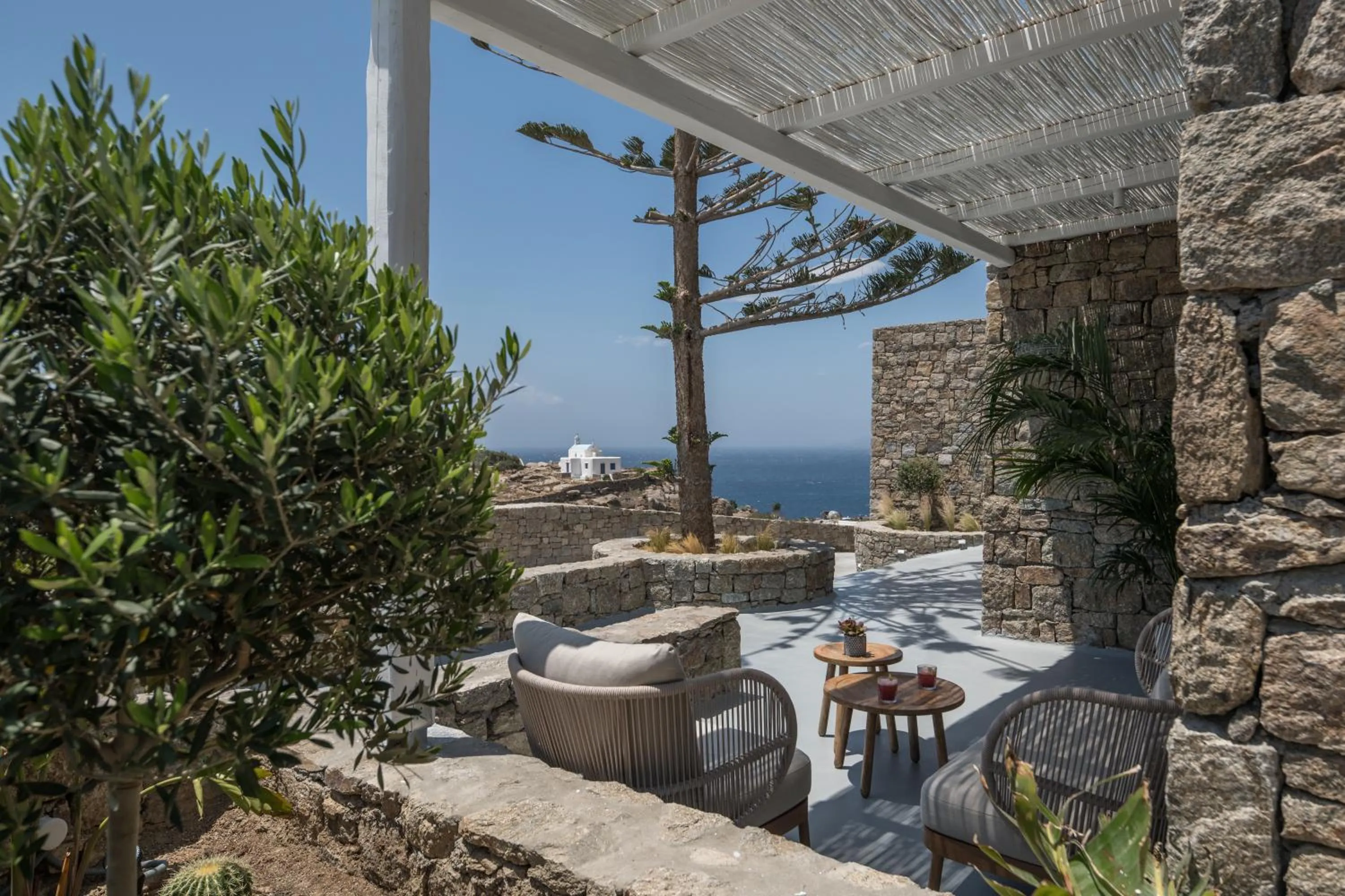 Patio in Arocaria Mykonos