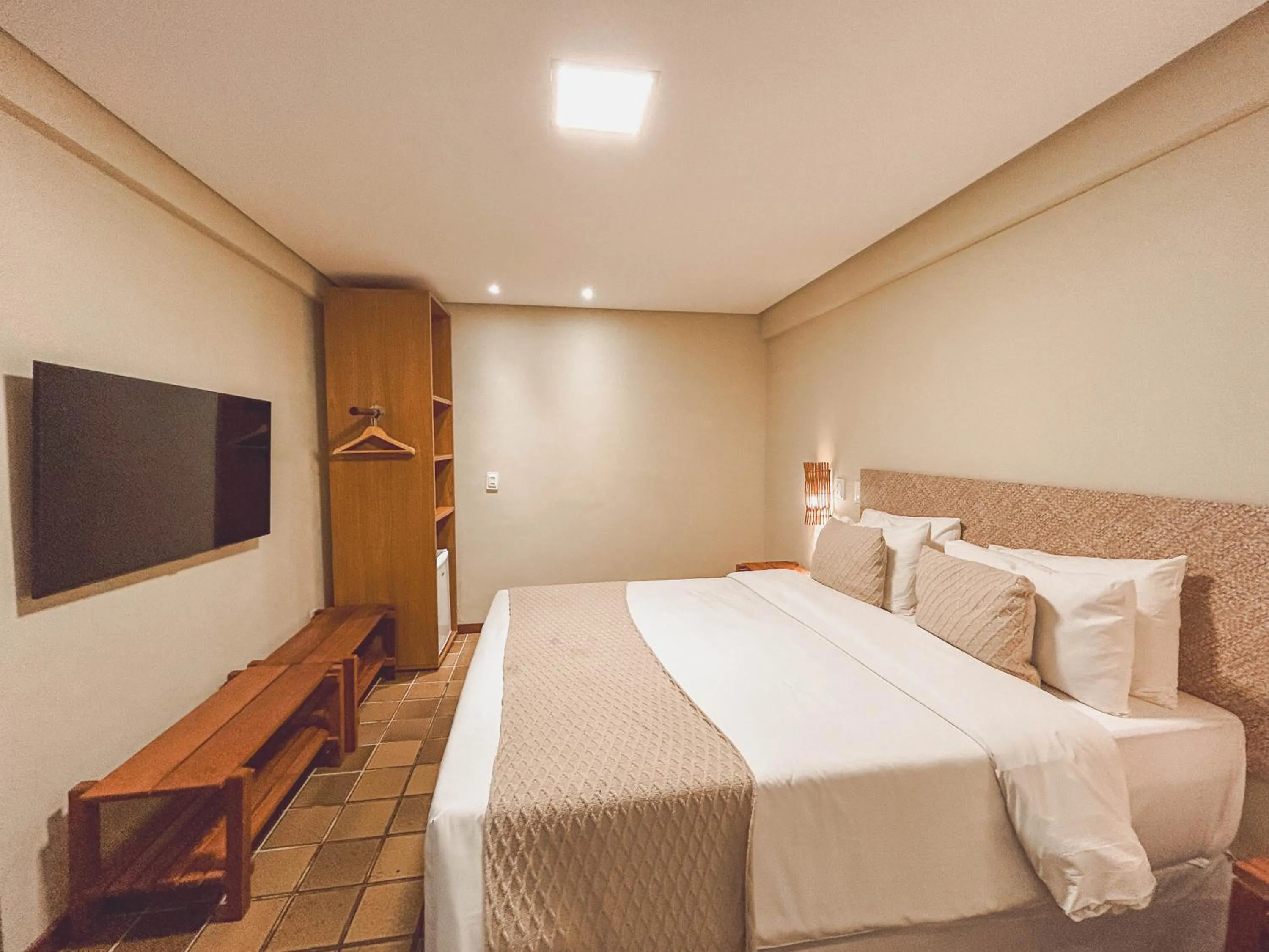 Bed in Kastel Jampa Hotel