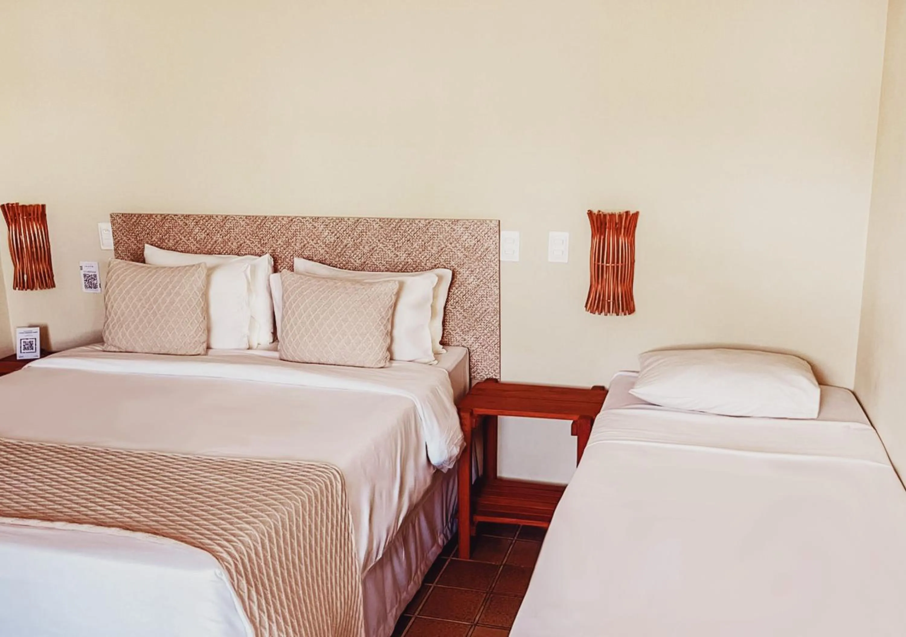 Bed in Kastel Jampa Hotel