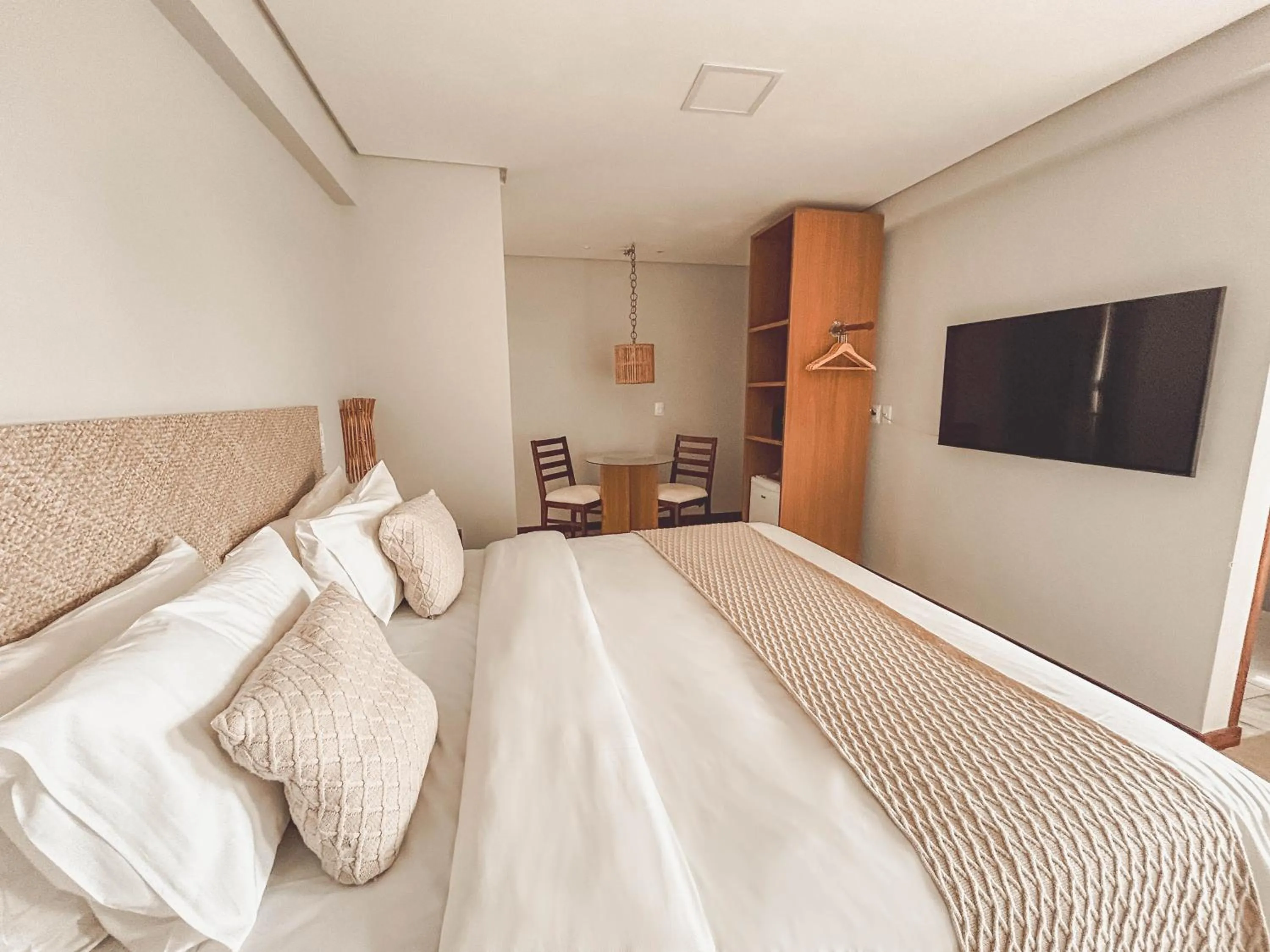 Bed in Kastel Jampa Hotel