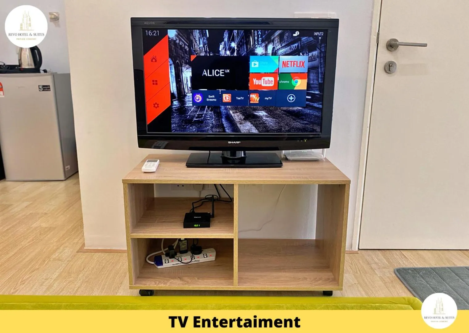 Communal lounge/ TV room in Revo Hotel & Suites Kuala Lumpur Bukit Jalil by The Cynefin