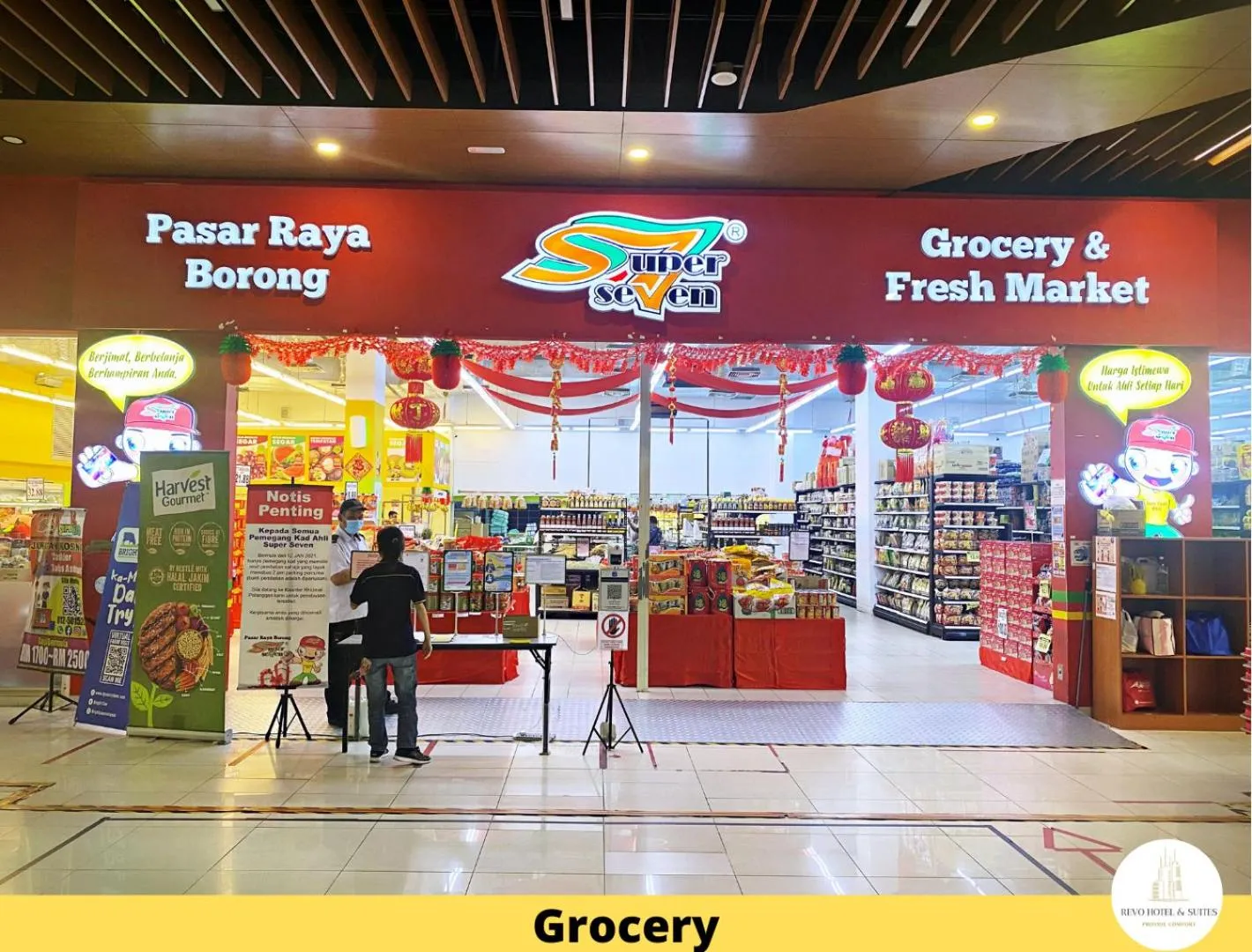 Supermarket/grocery shop in Revo Hotel & Suites Kuala Lumpur Bukit Jalil by The Cynefin