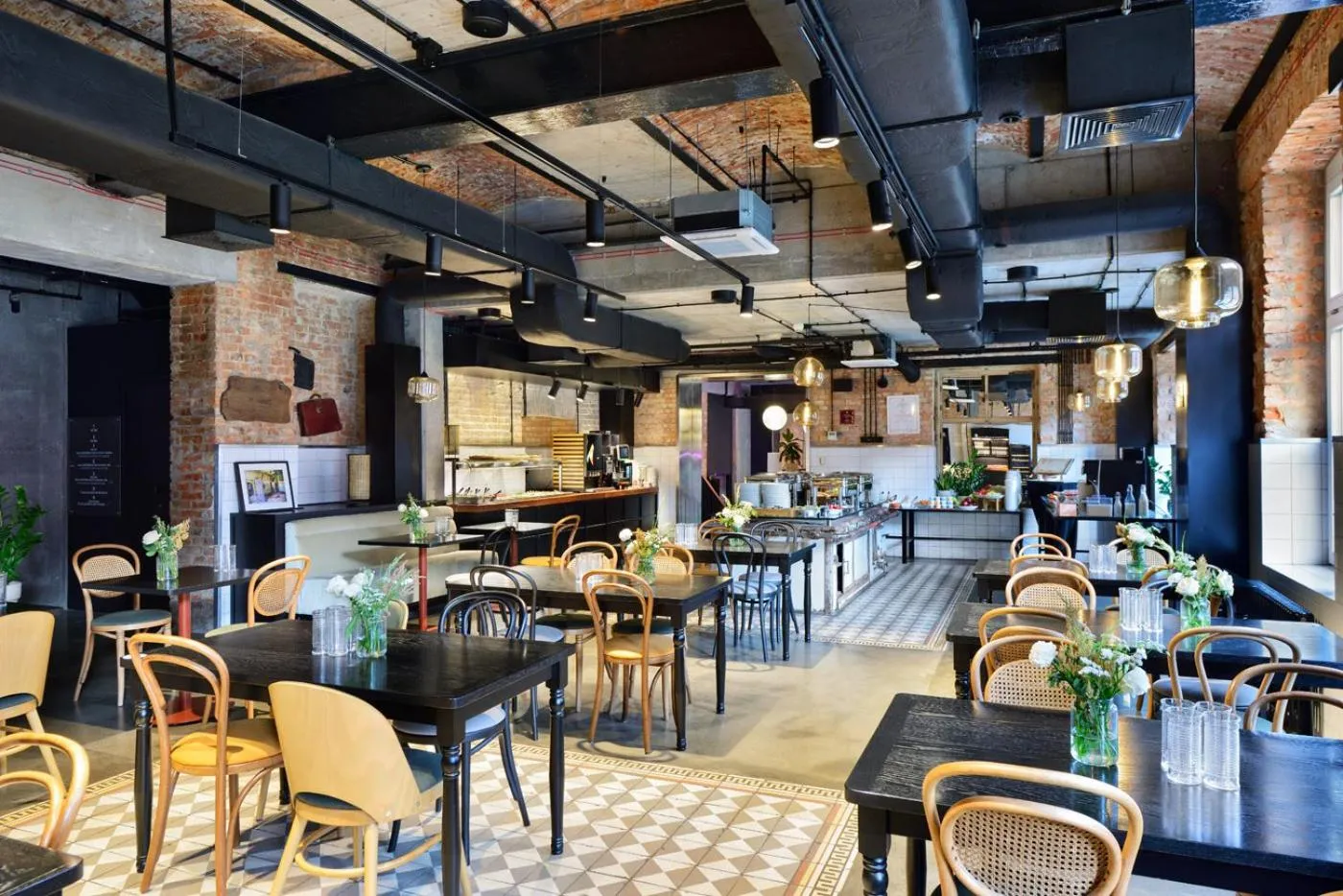 Restaurant/places to eat in ARCHE Dwór Uphagena Gdańsk