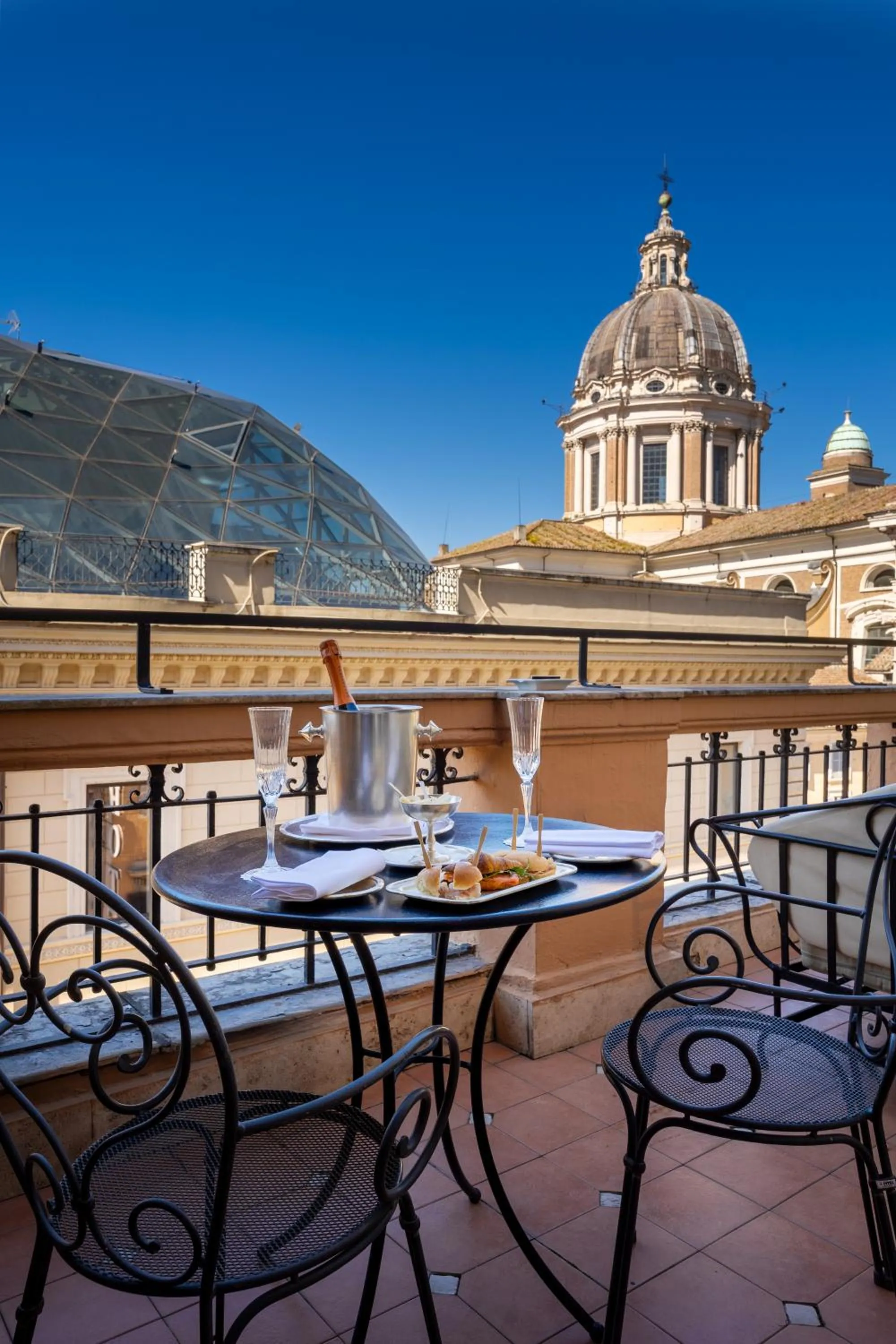 View (from property/room) in Grand Hotel Plaza