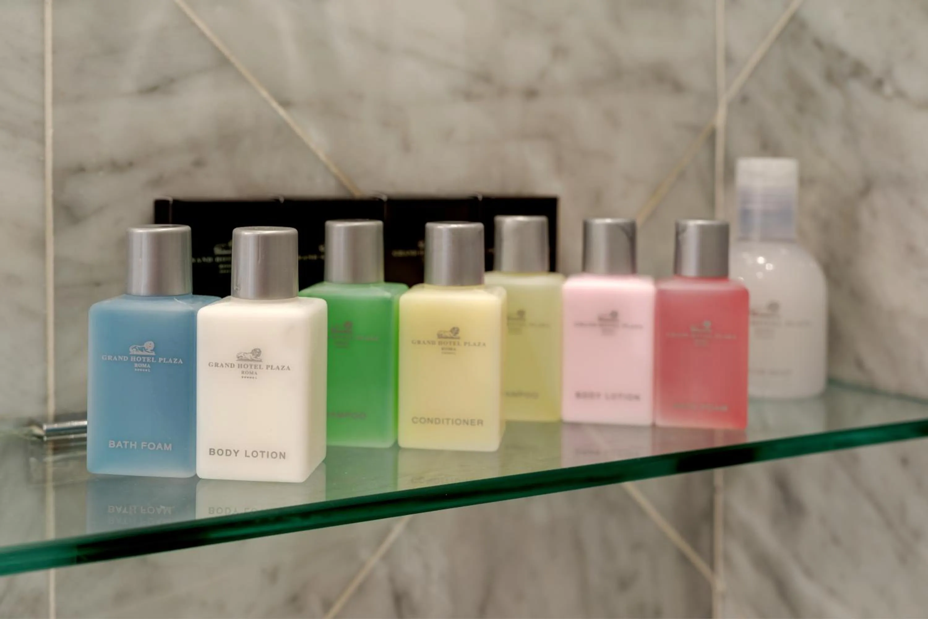 Bathroom in Grand Hotel Plaza