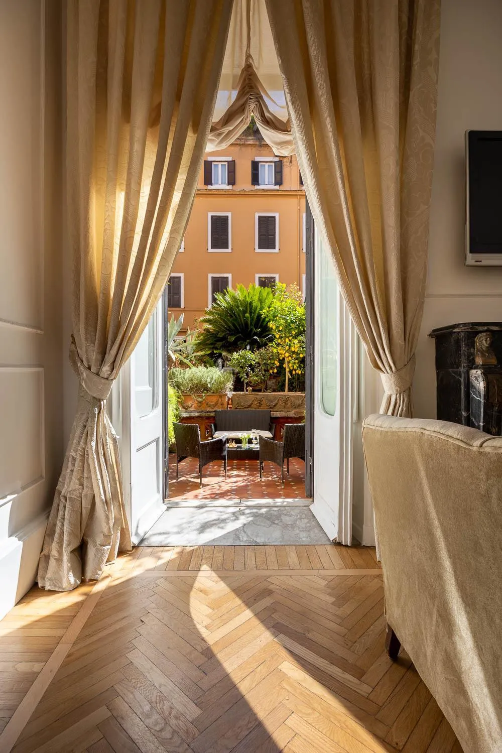 Patio in Grand Hotel Plaza