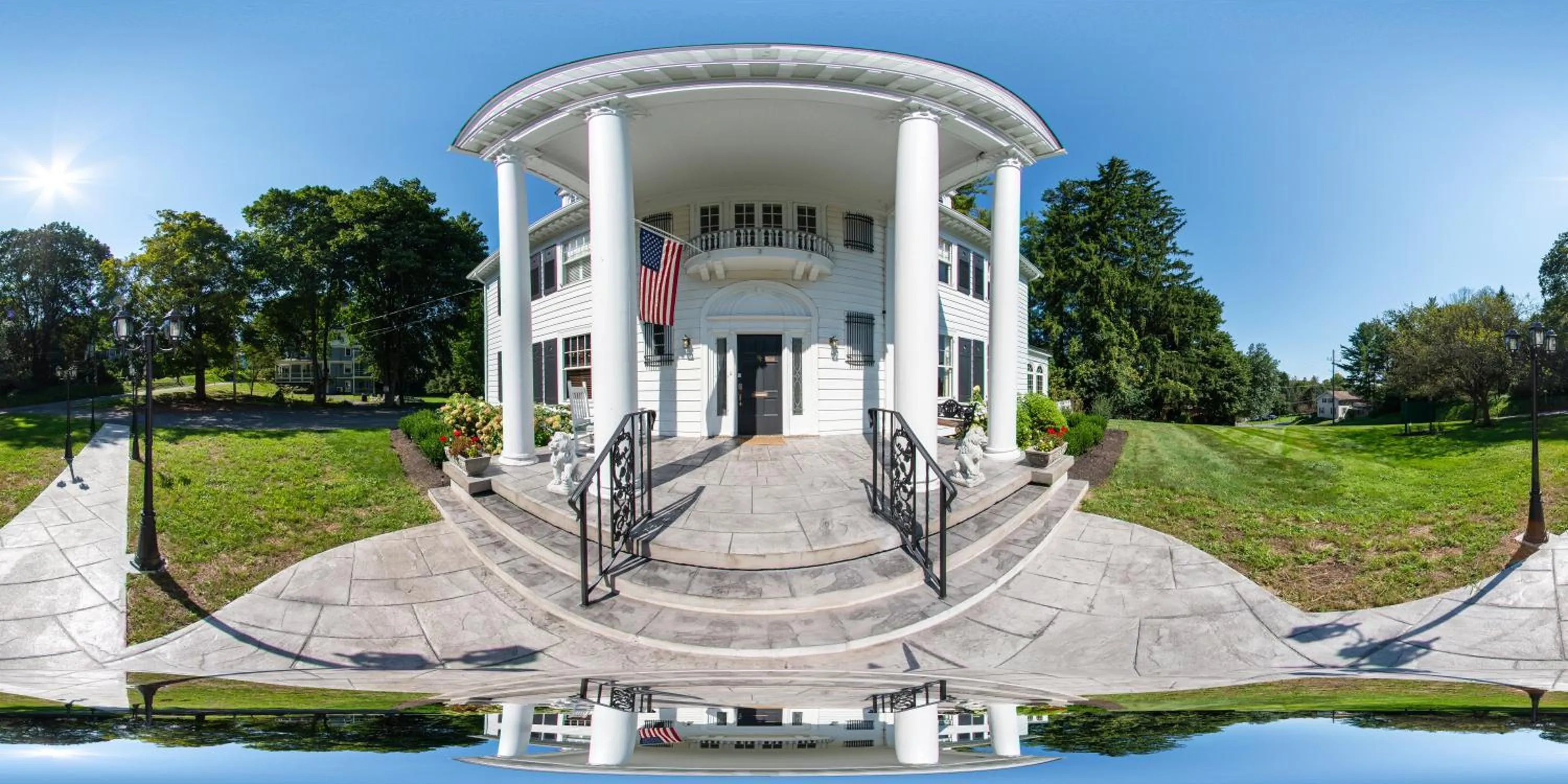Property building in Benn Conger Inn
