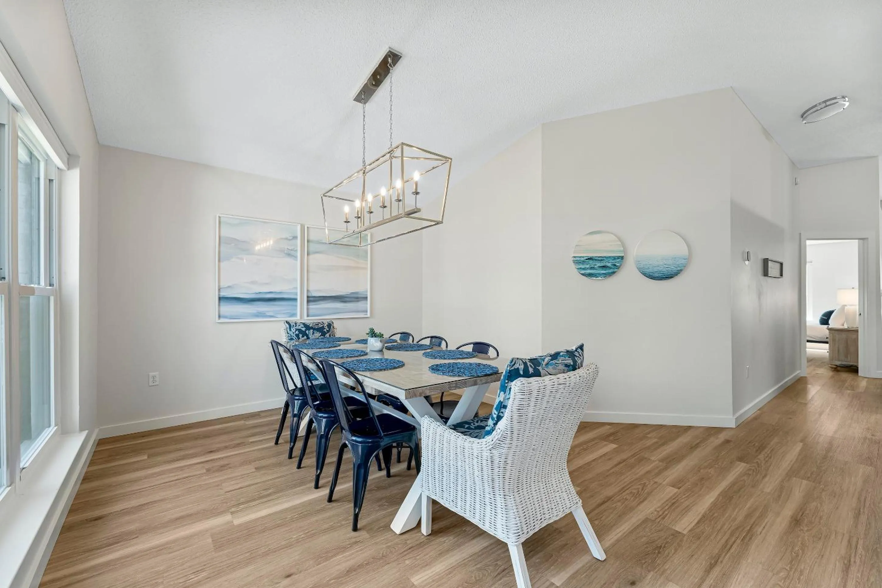 Seating area in Destin Beach House - Just A Splash by Panhandle Getaways