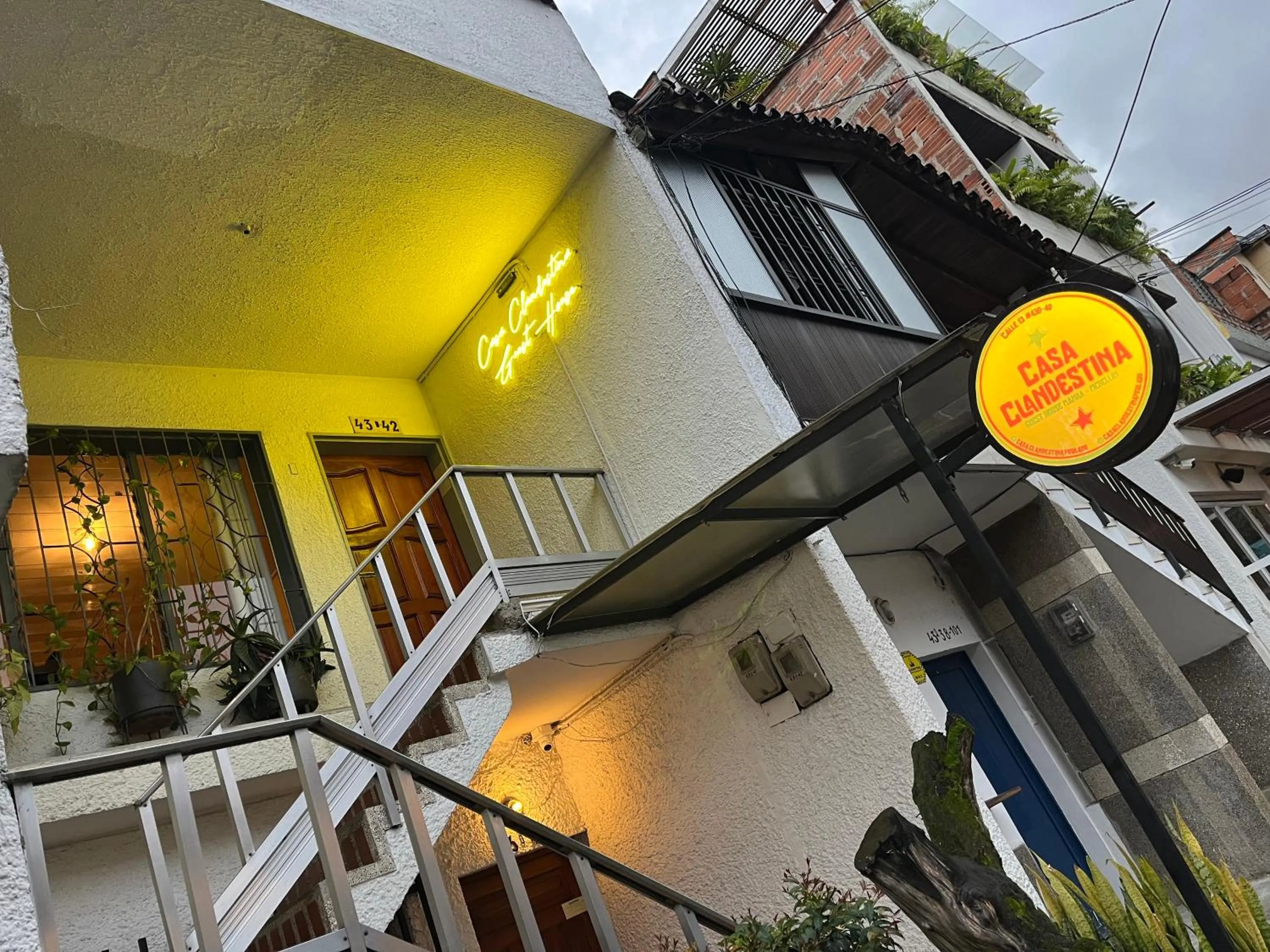 Property building in Casa Clandestina Guest House