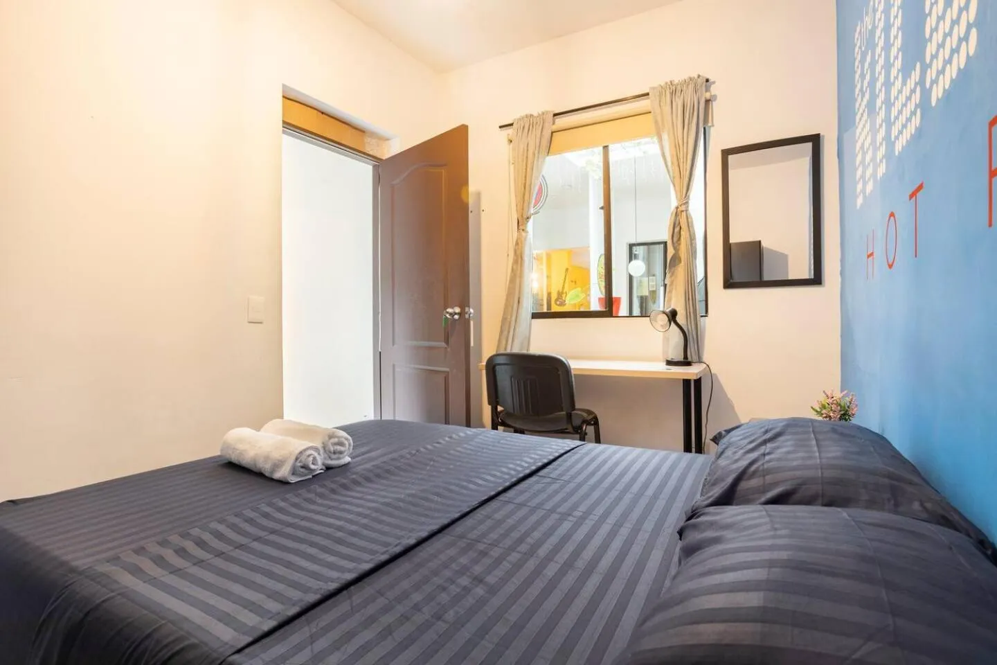 Bedroom, Bed in Casa Clandestina Guest House