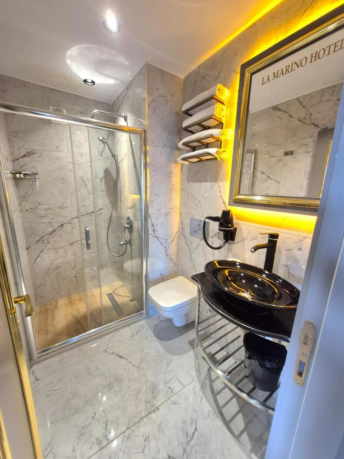 Toilet in Taksim La Marino Hotel