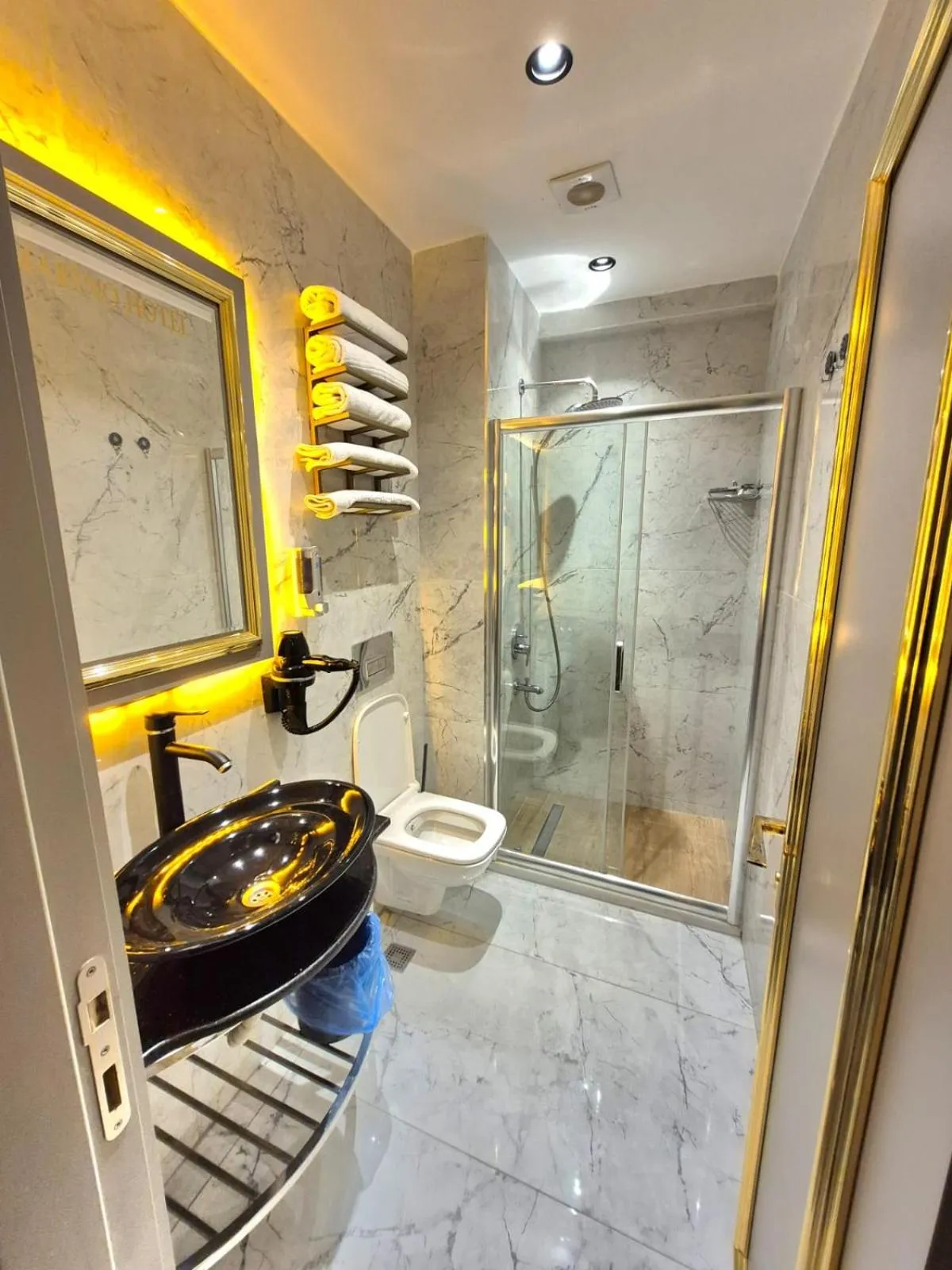 Shower in Taksim La Marino Hotel