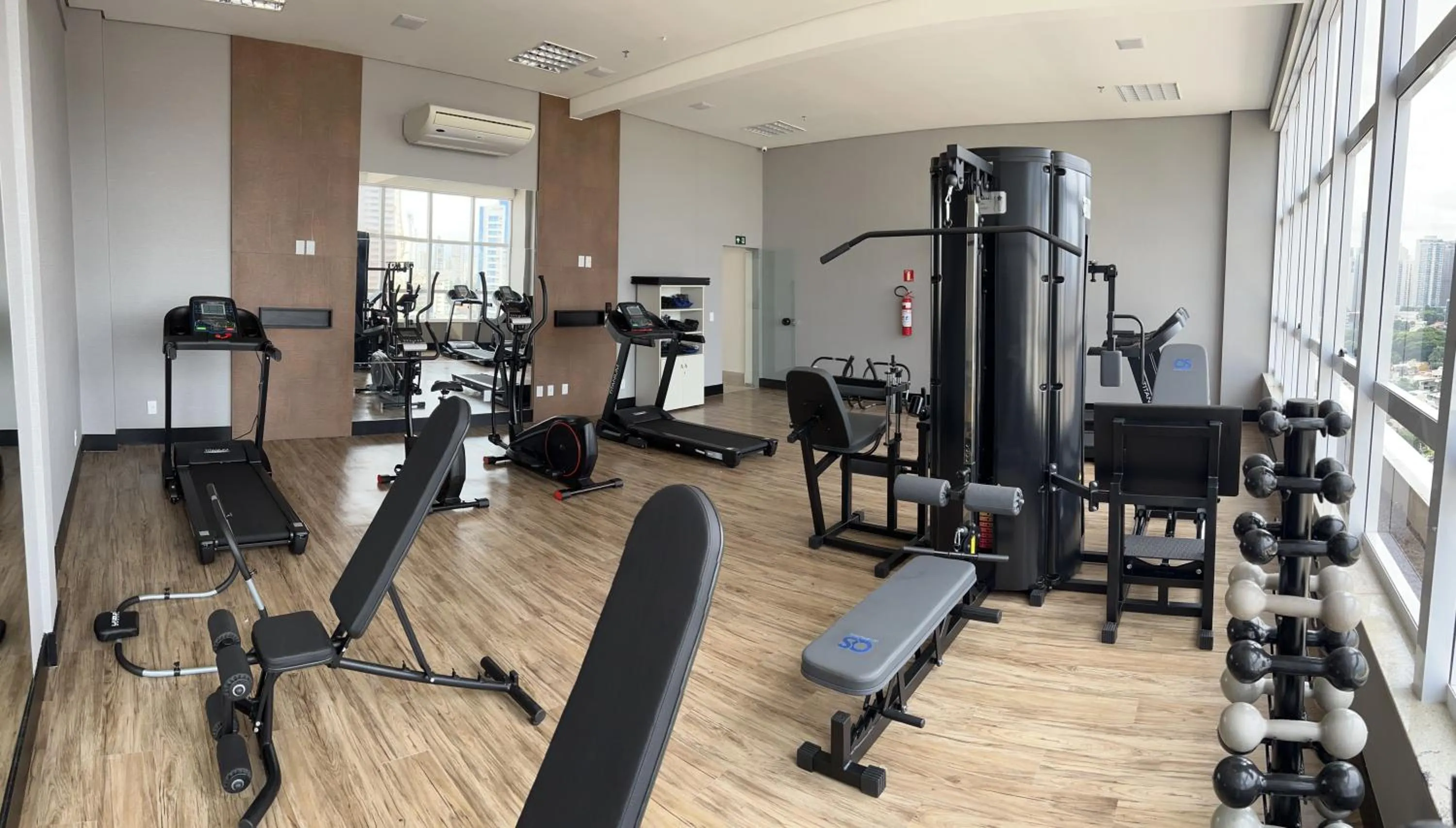 Fitness centre/facilities in QS Marista Hotel by Atlas