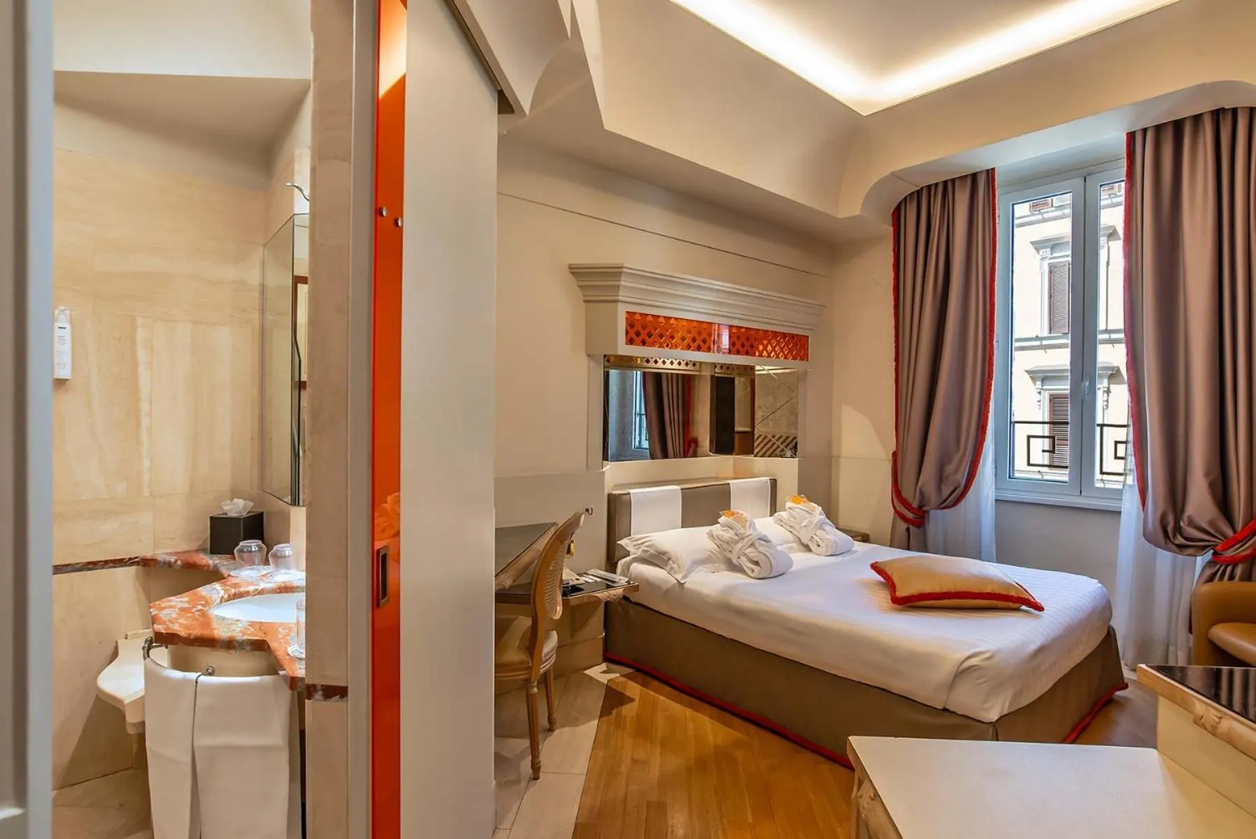 Photo of the whole room, Bed in Hotel Isa