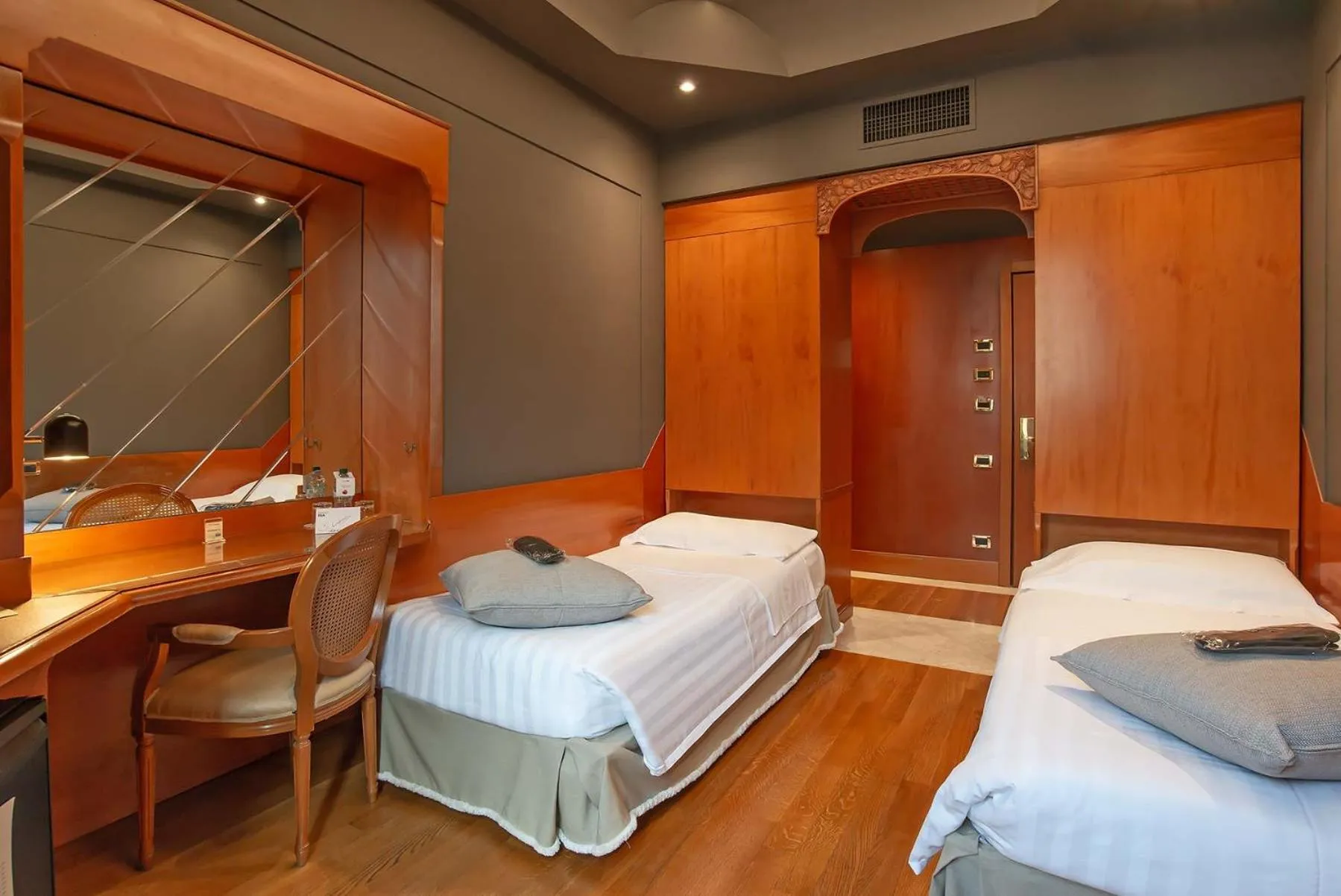 Photo of the whole room, Bed in Hotel Isa