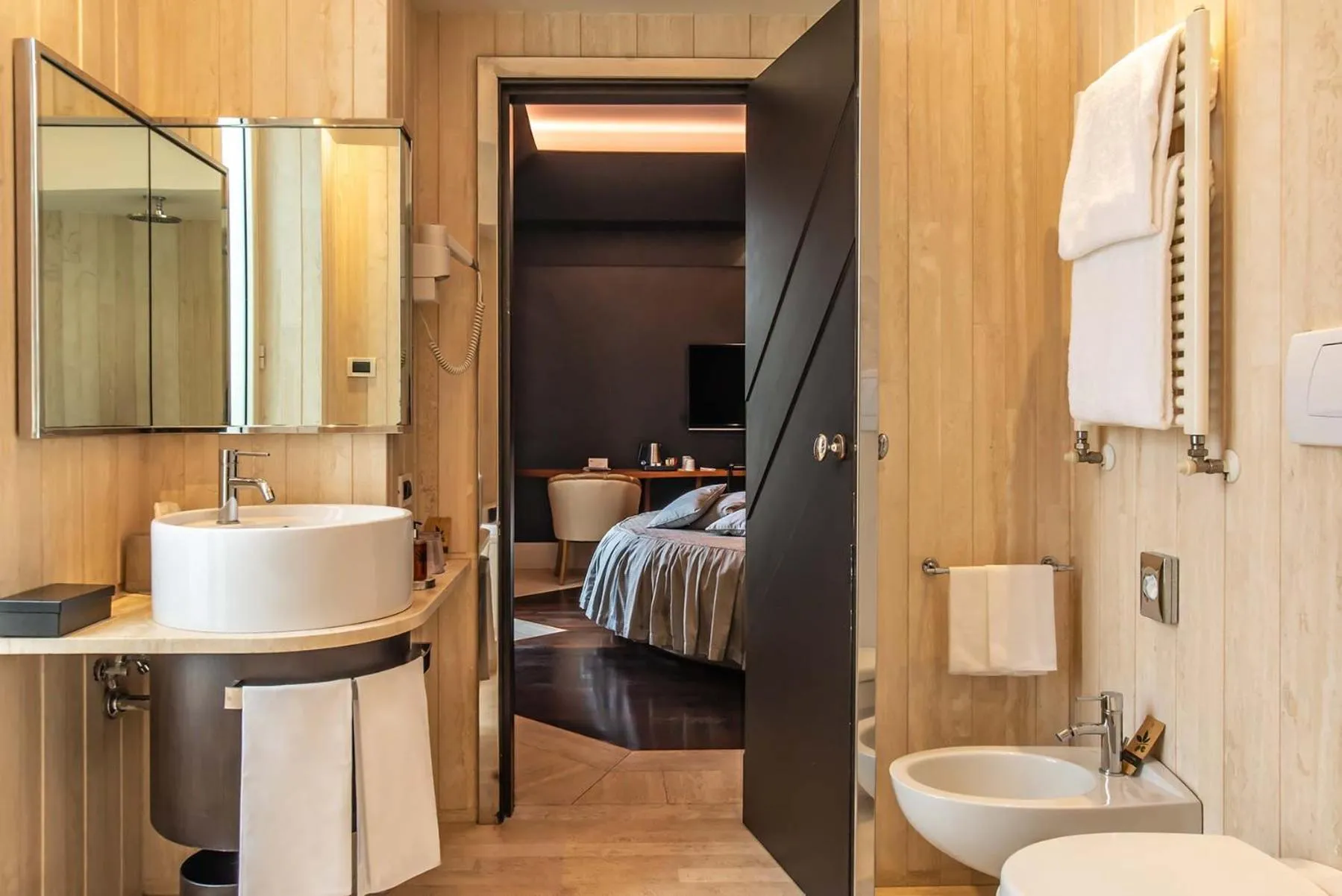 Photo of the whole room, Bed in Hotel Isa