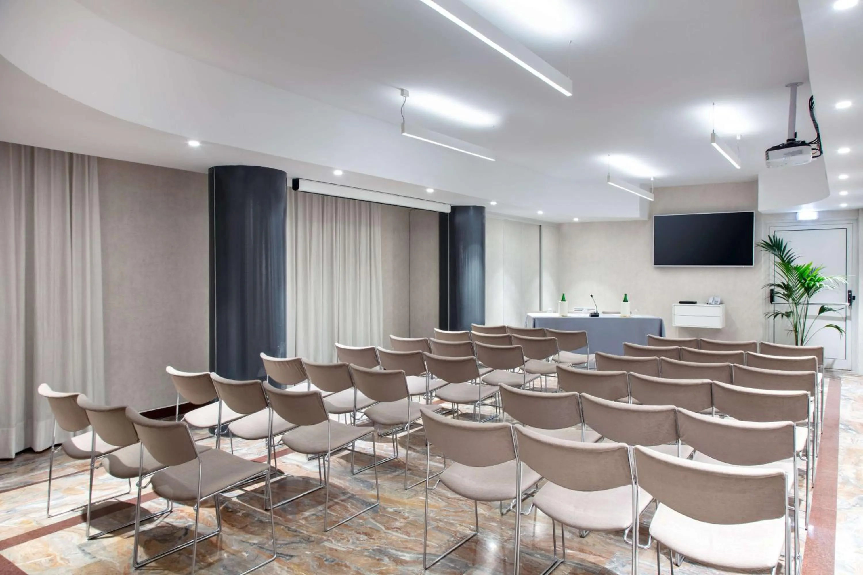 On site in BW Signature Collection Hotel Paradiso