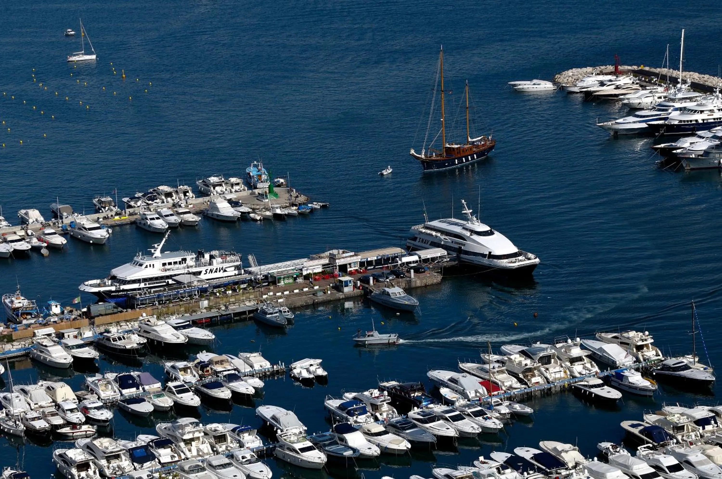 Property building in BW Signature Collection Hotel Paradiso