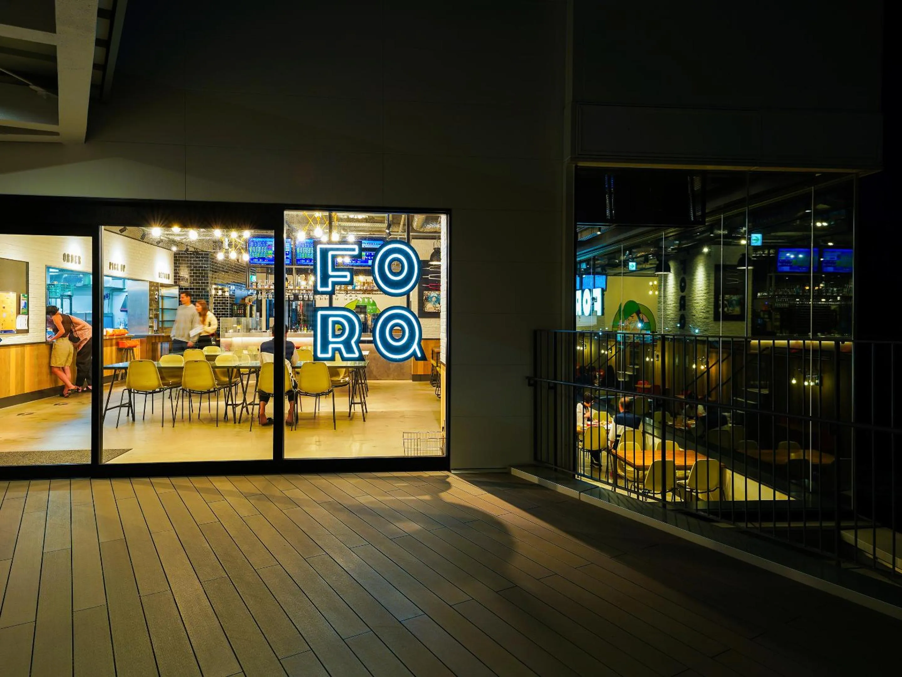 Property building in SETOUCHI KEIRIN HOTEL 10 by Onko Chishin