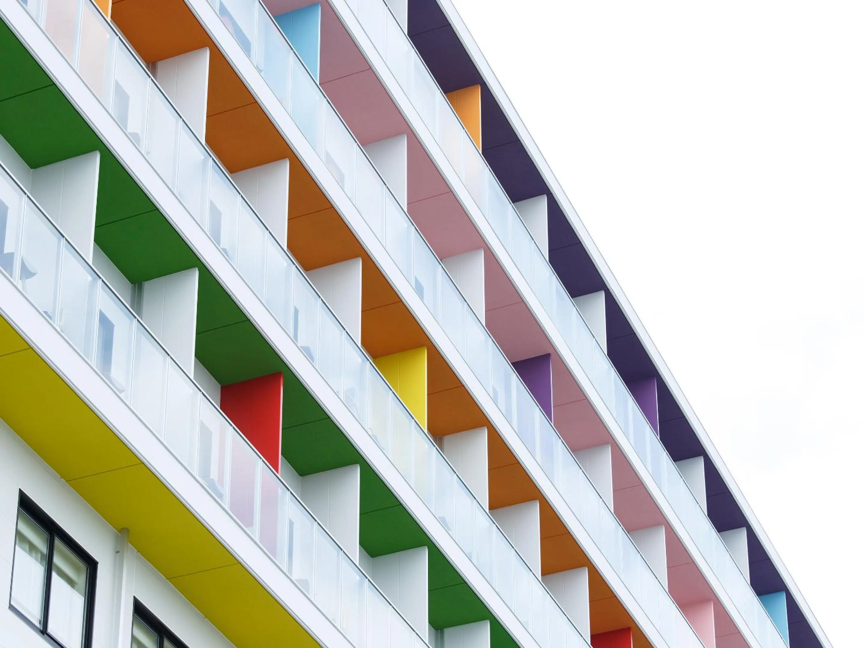 Property building in SETOUCHI KEIRIN HOTEL 10 by Onko Chishin