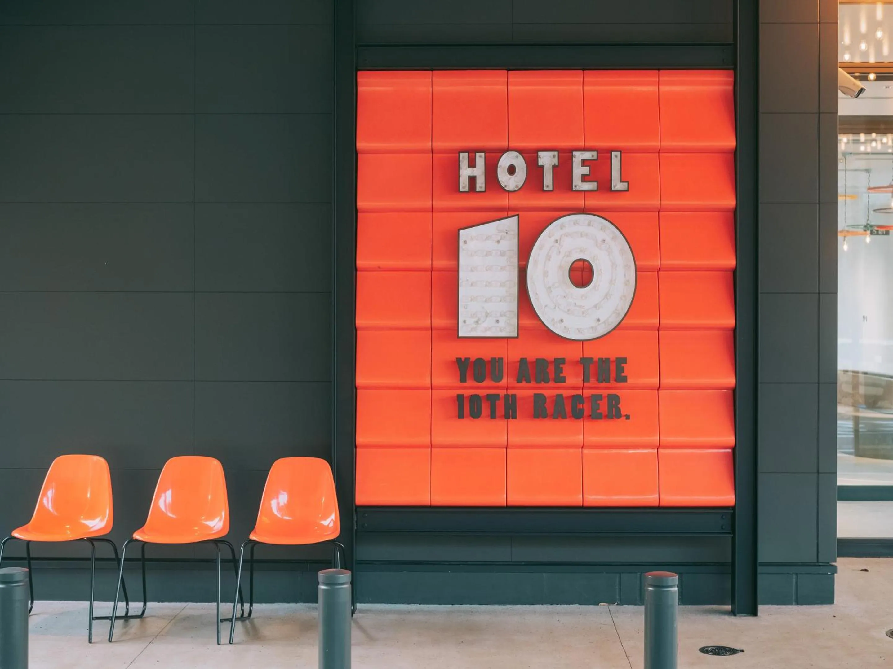 Property logo or sign in SETOUCHI KEIRIN HOTEL 10 by Onko Chishin