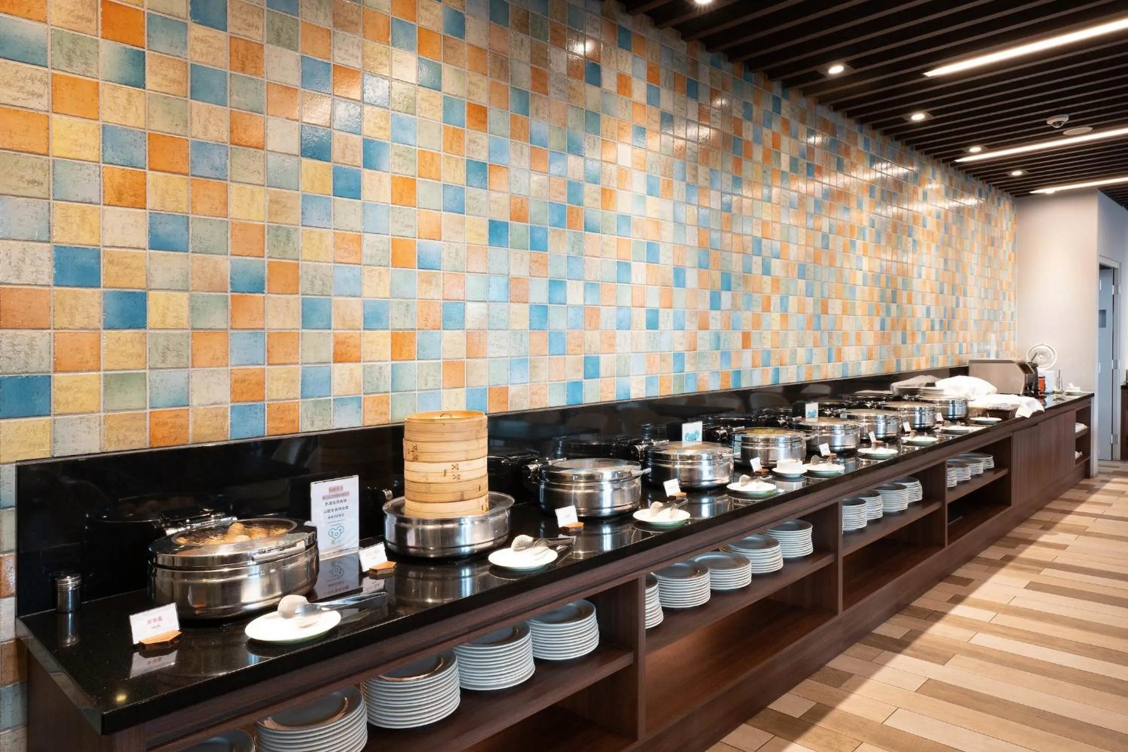 Food and drinks in CHECK inn MAGI Kids Hotel