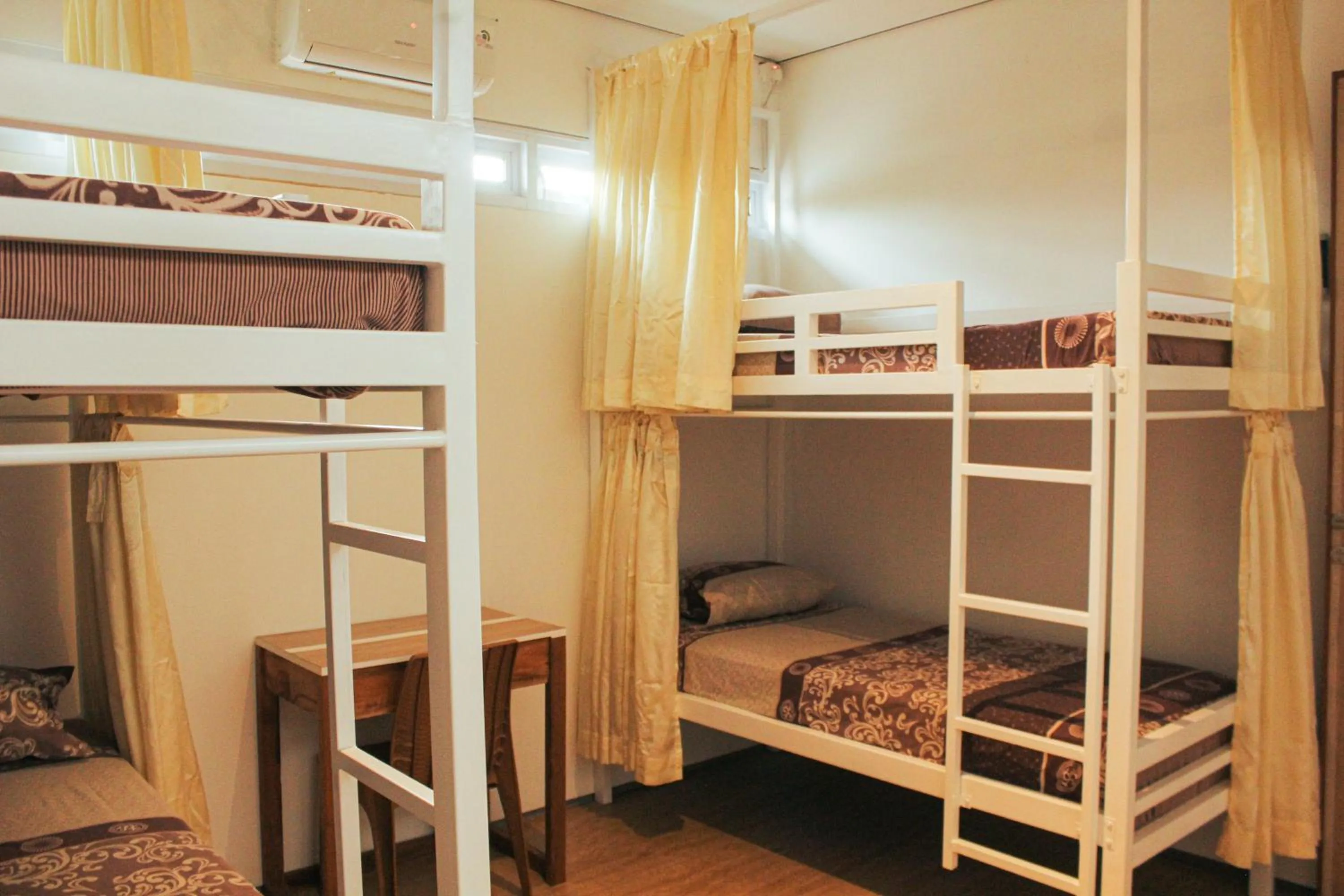 Bed in Rion Hostel Bogor