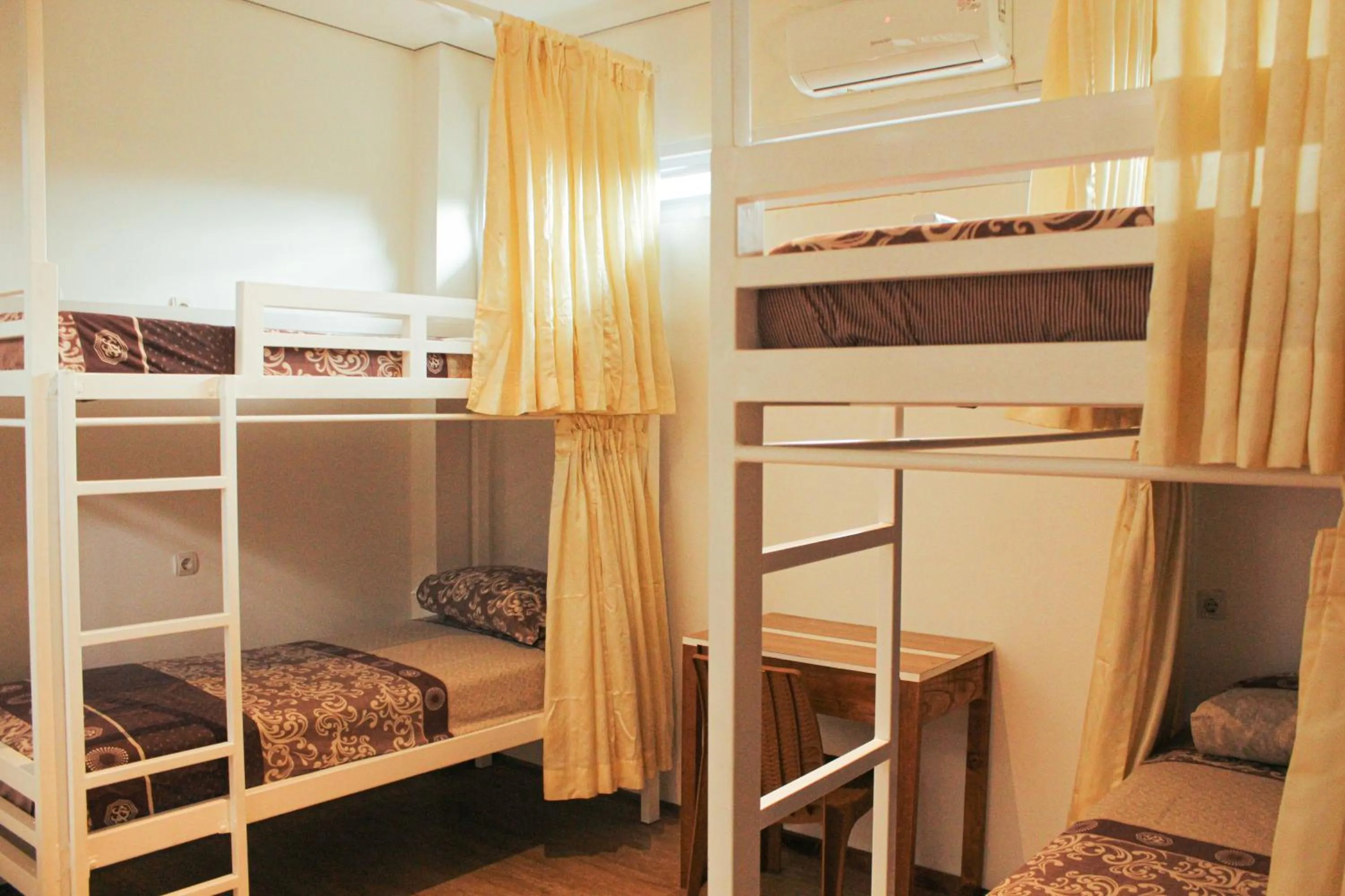 Bed in Rion Hostel Bogor