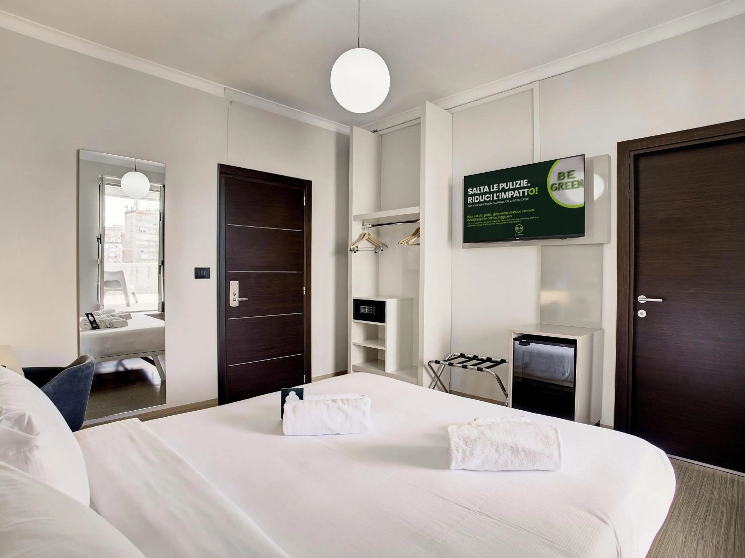 Photo of the whole room, Bed in B&B Hotel Napoli