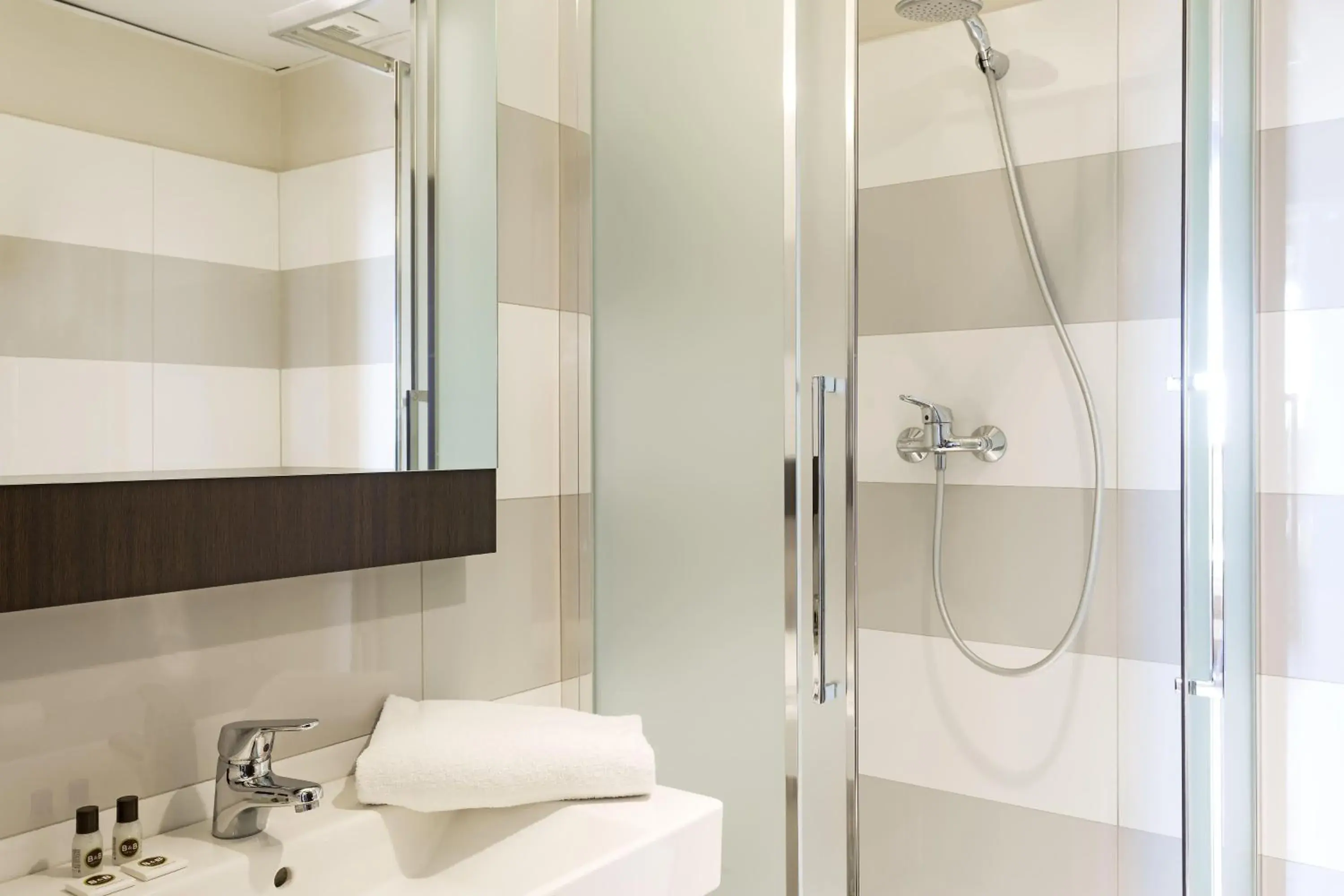 Superior Twin Room in B&B Hotel Napoli Superior Twin Room in B&B Hotel Napoli