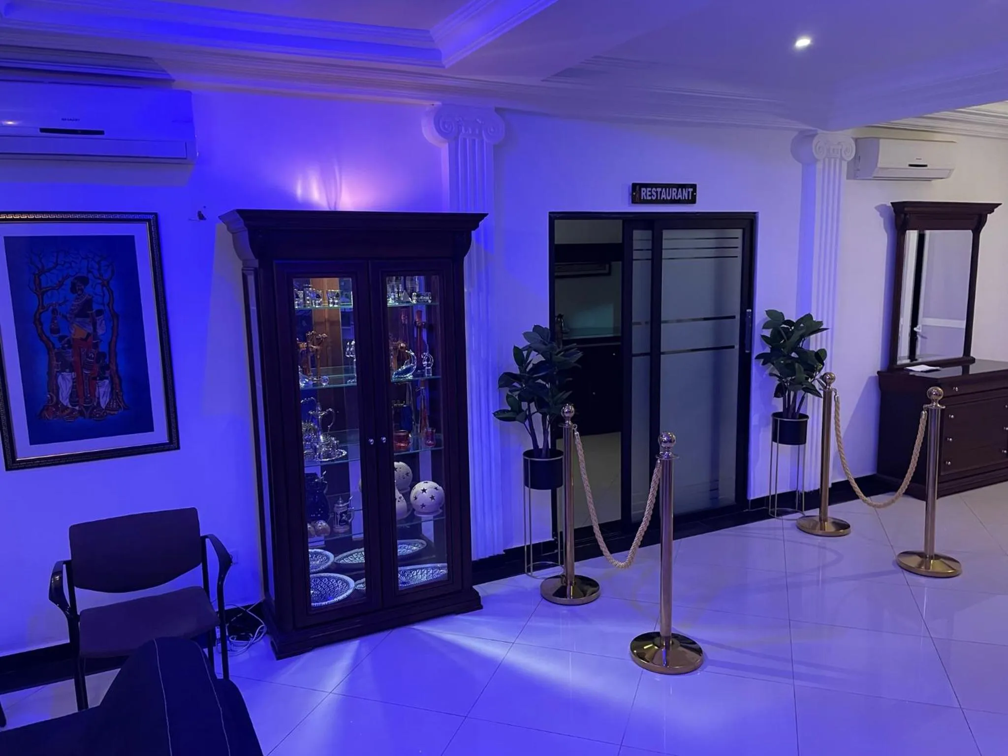 Living room in HOTEL LES ARCADES