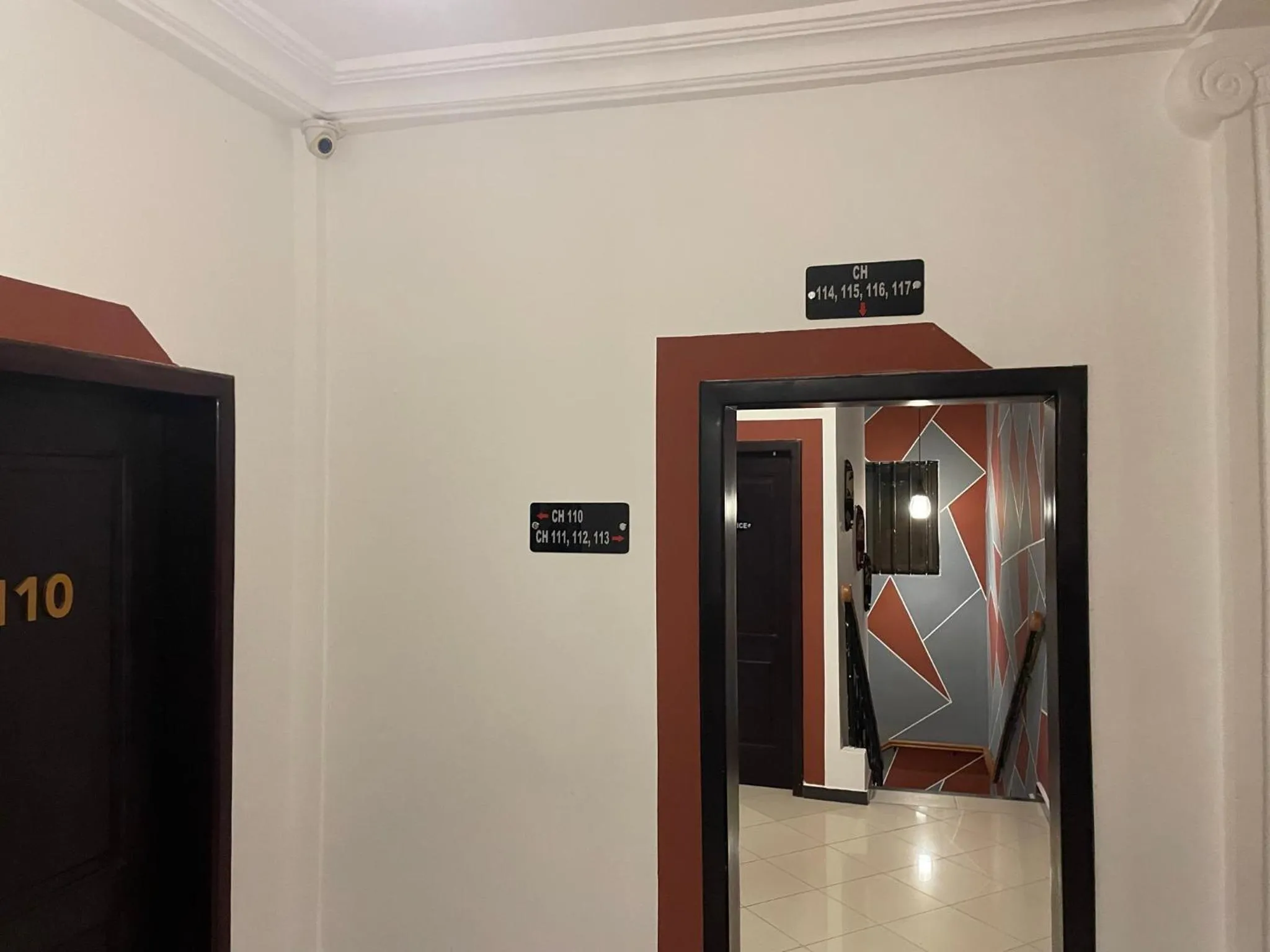 Area and facilities in HOTEL LES ARCADES