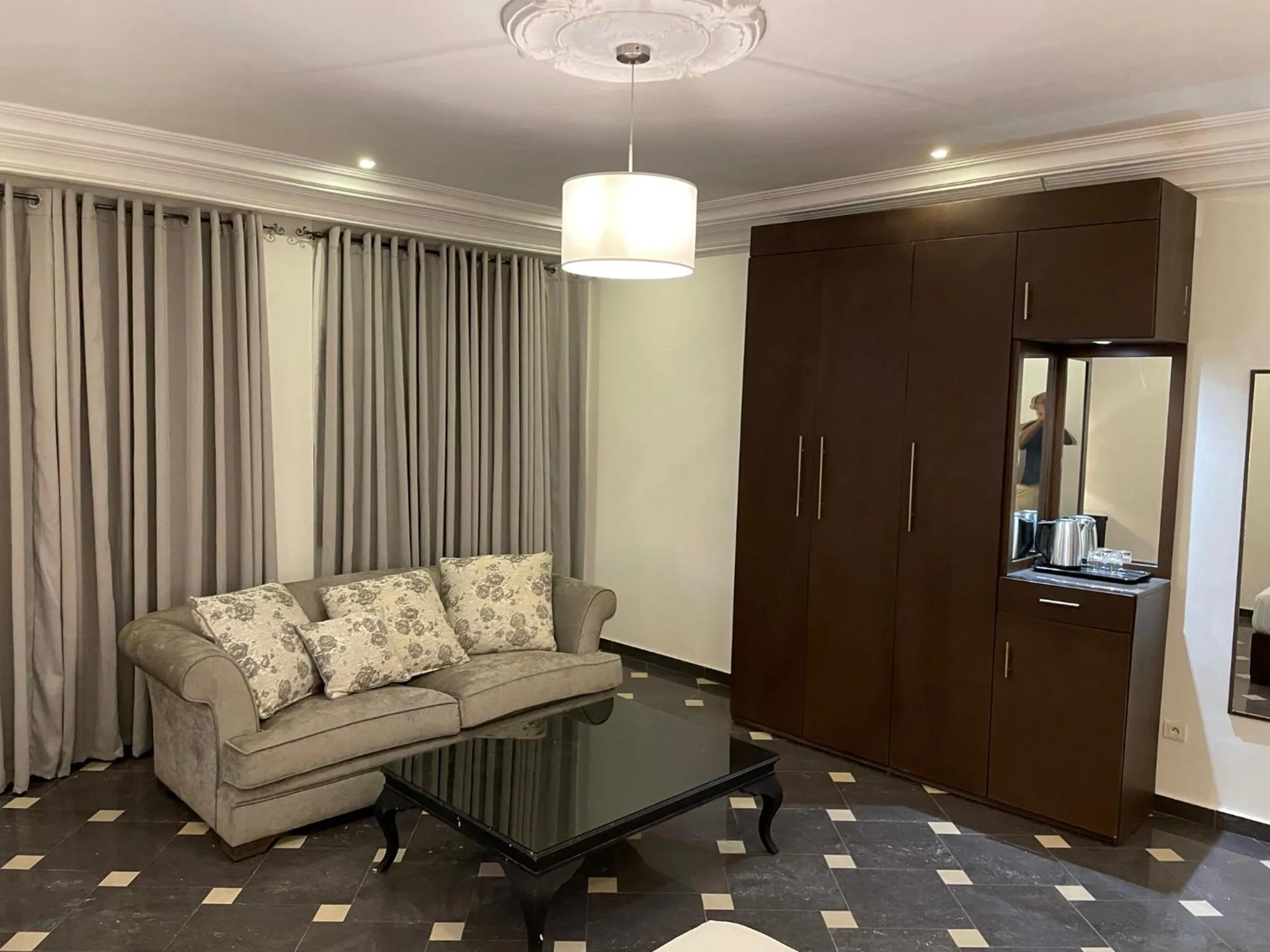 Living room in HOTEL LES ARCADES