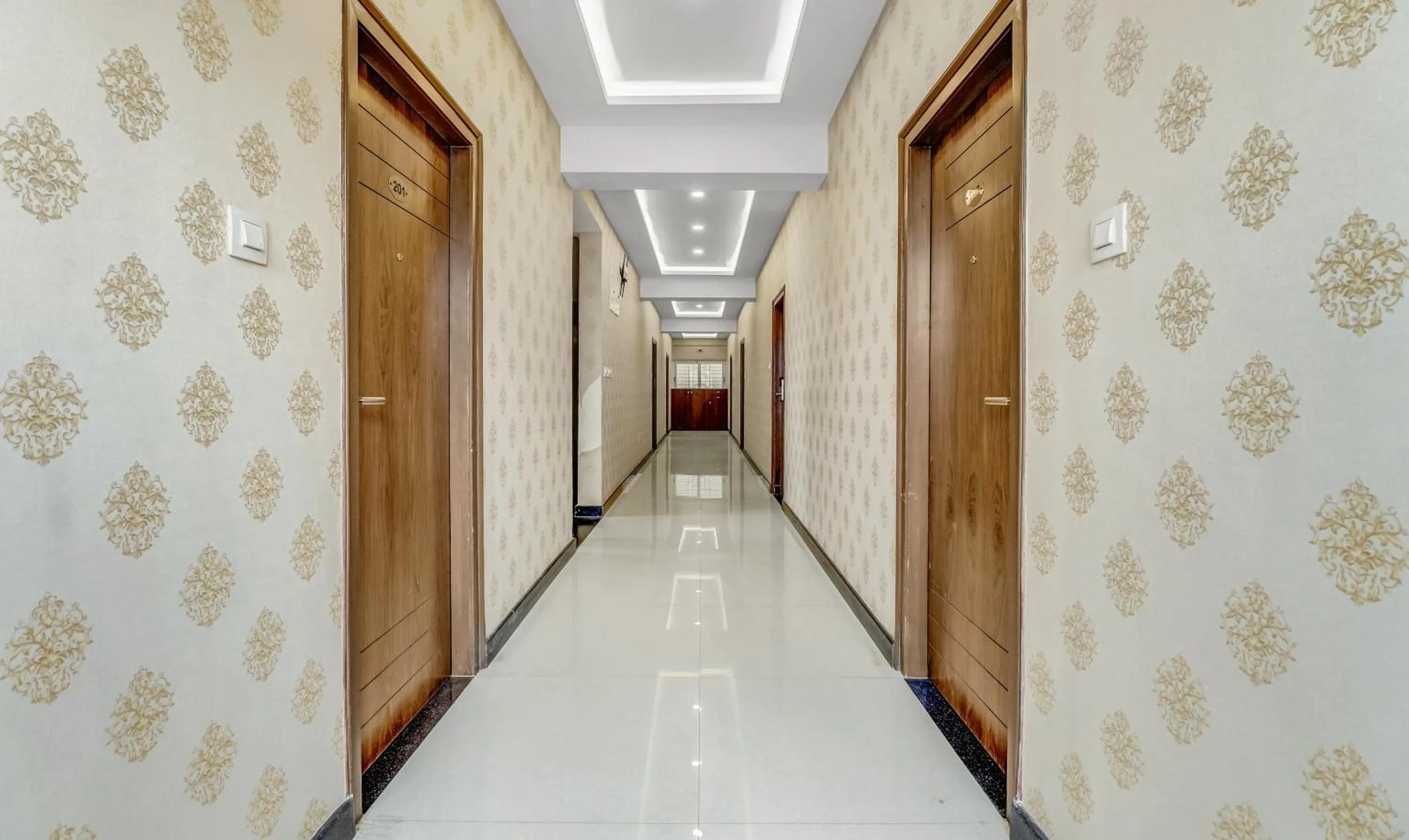 Lobby or reception in Treebo Three Drops