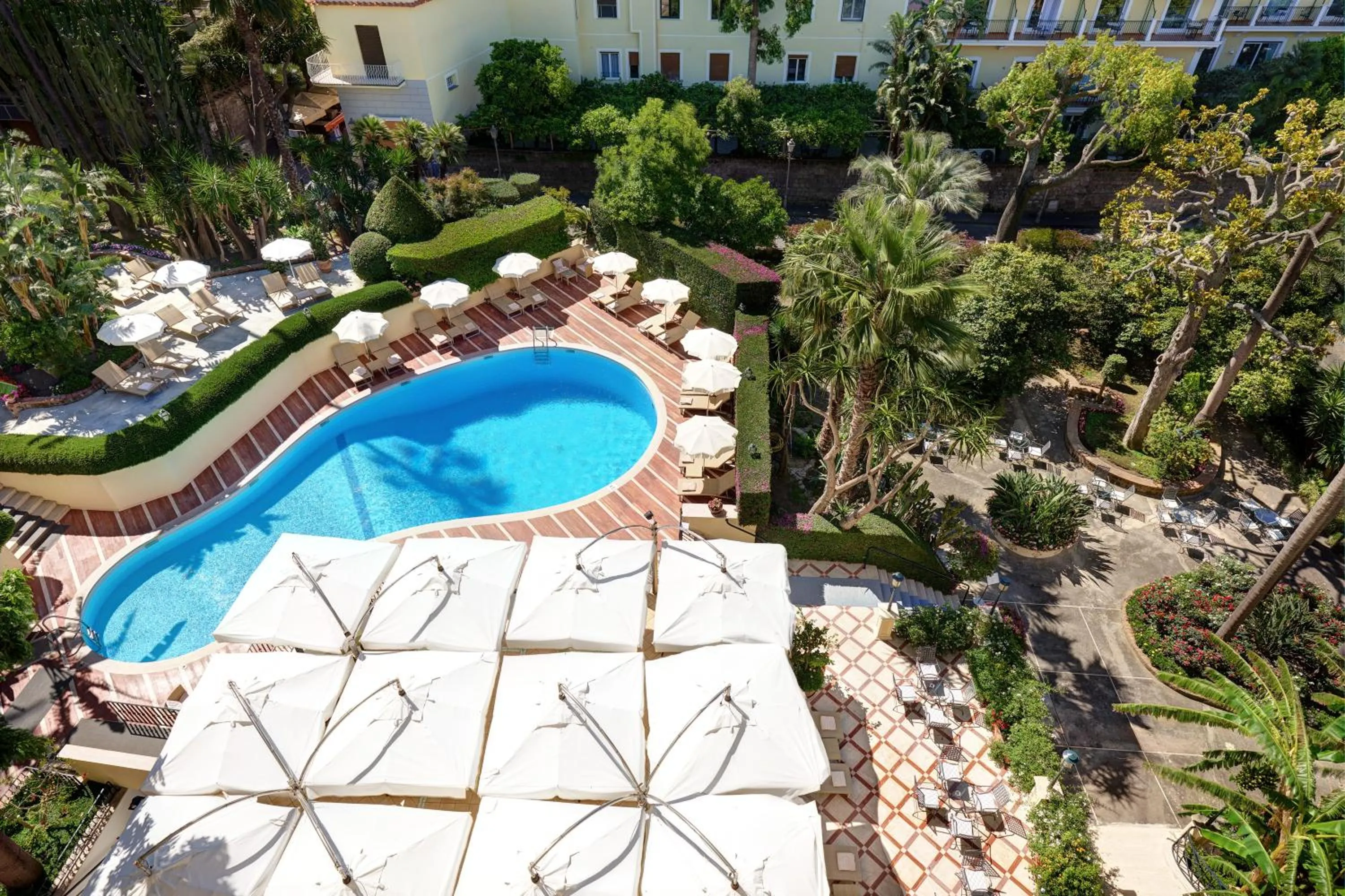 Garden in Imperial Hotel Tramontano