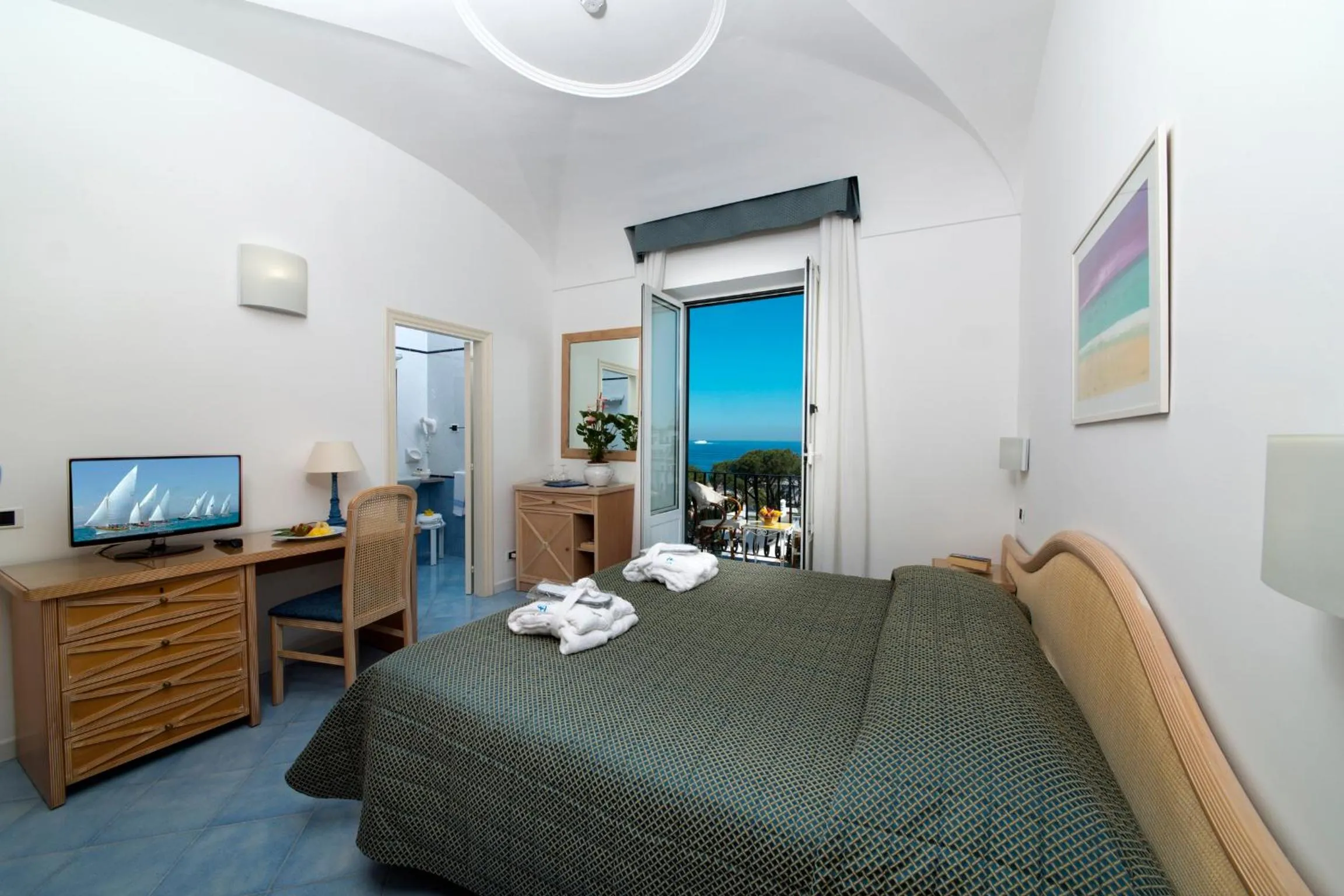 Photo of the whole room, Bed in Hotel Floridiana Terme