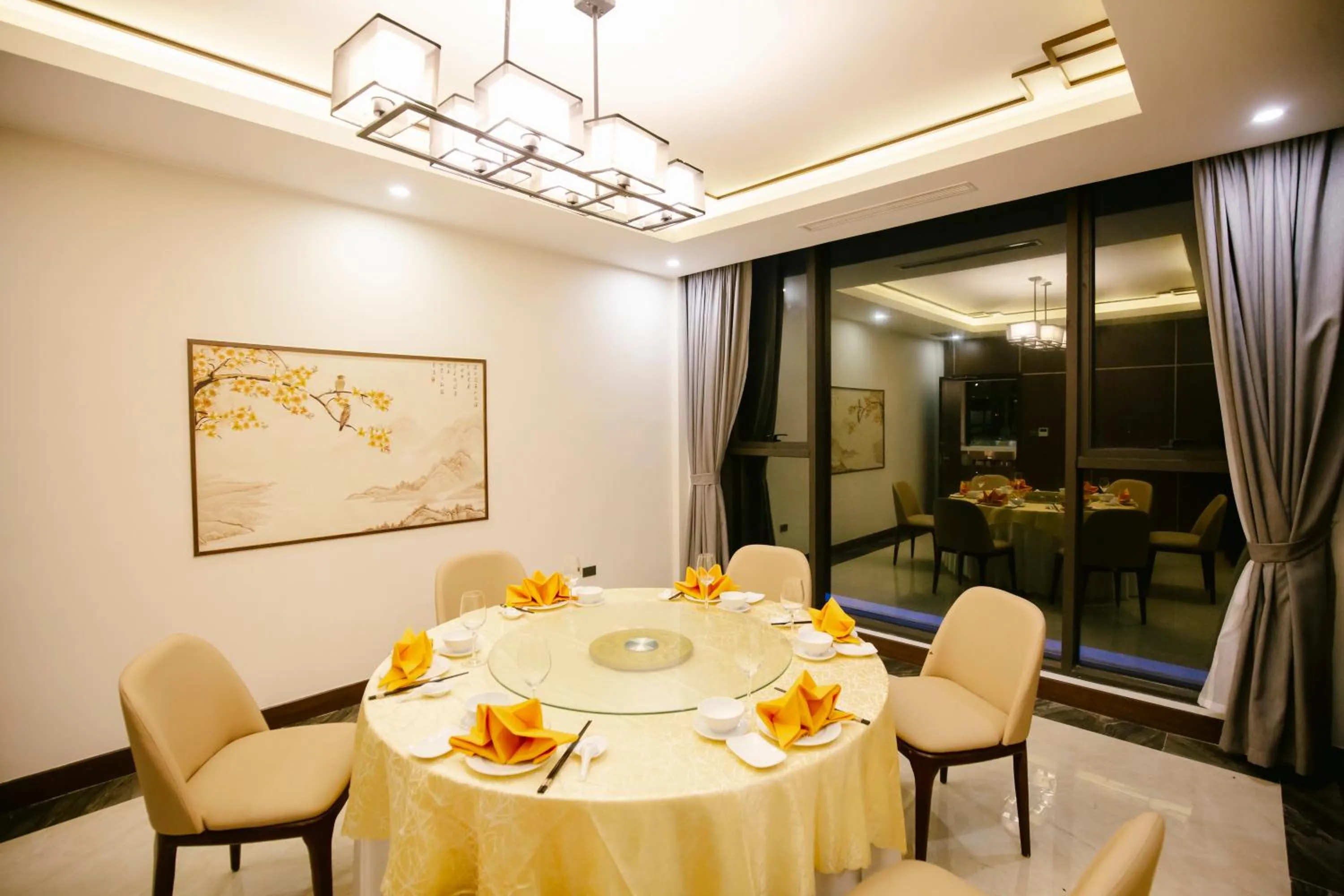 Restaurant/places to eat in Songlam Waterfront Hotel - 藍江酒店