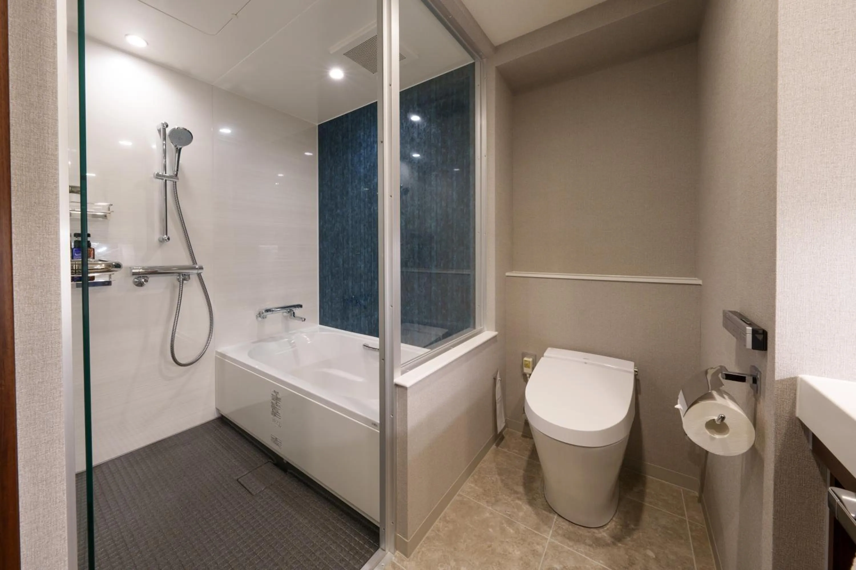 Shower in Hotel GrandConsort Naha