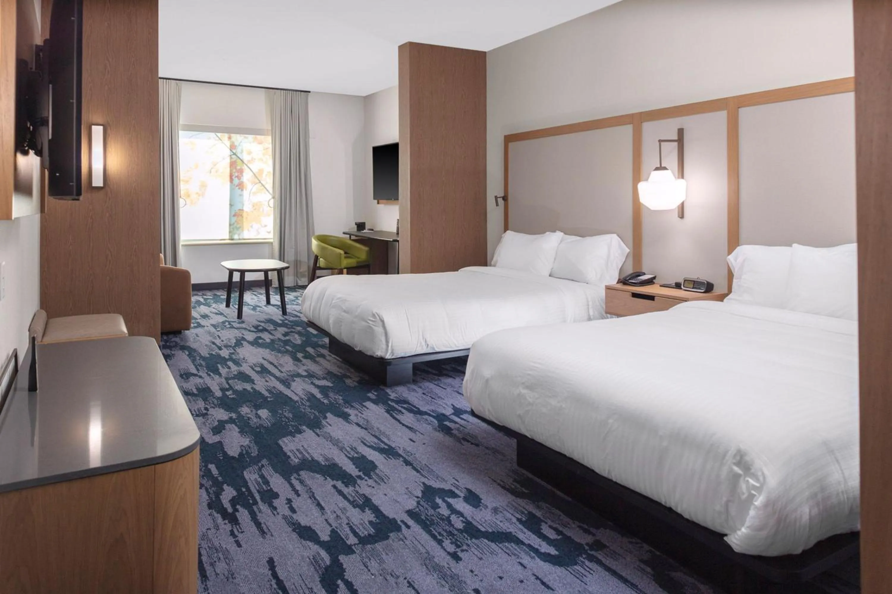 Photo of the whole room, Bed in Fairfield Inn & Suites by Marriott Corinth South Denton Area