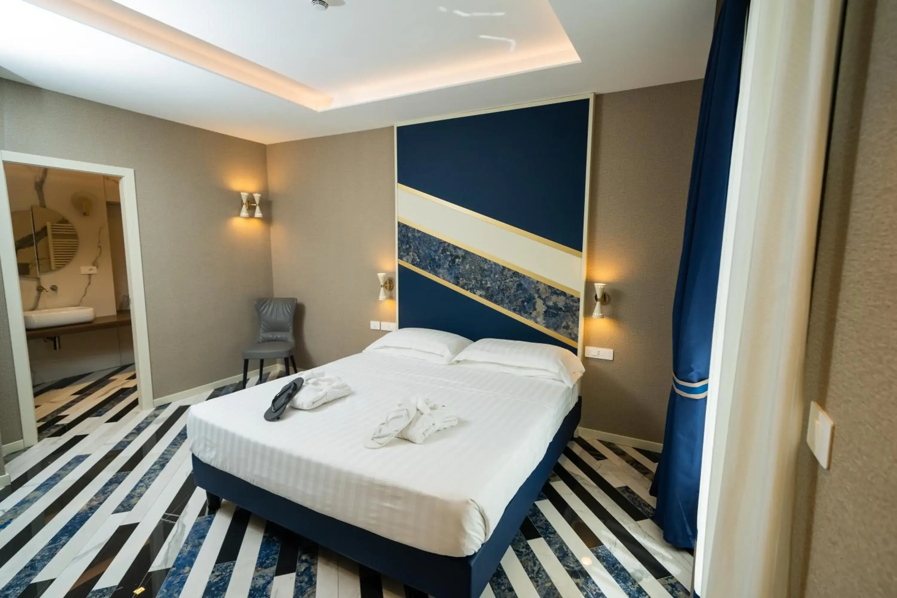 Deluxe Room in Hotel Cala Moresca Deluxe Room in Hotel Cala Moresca