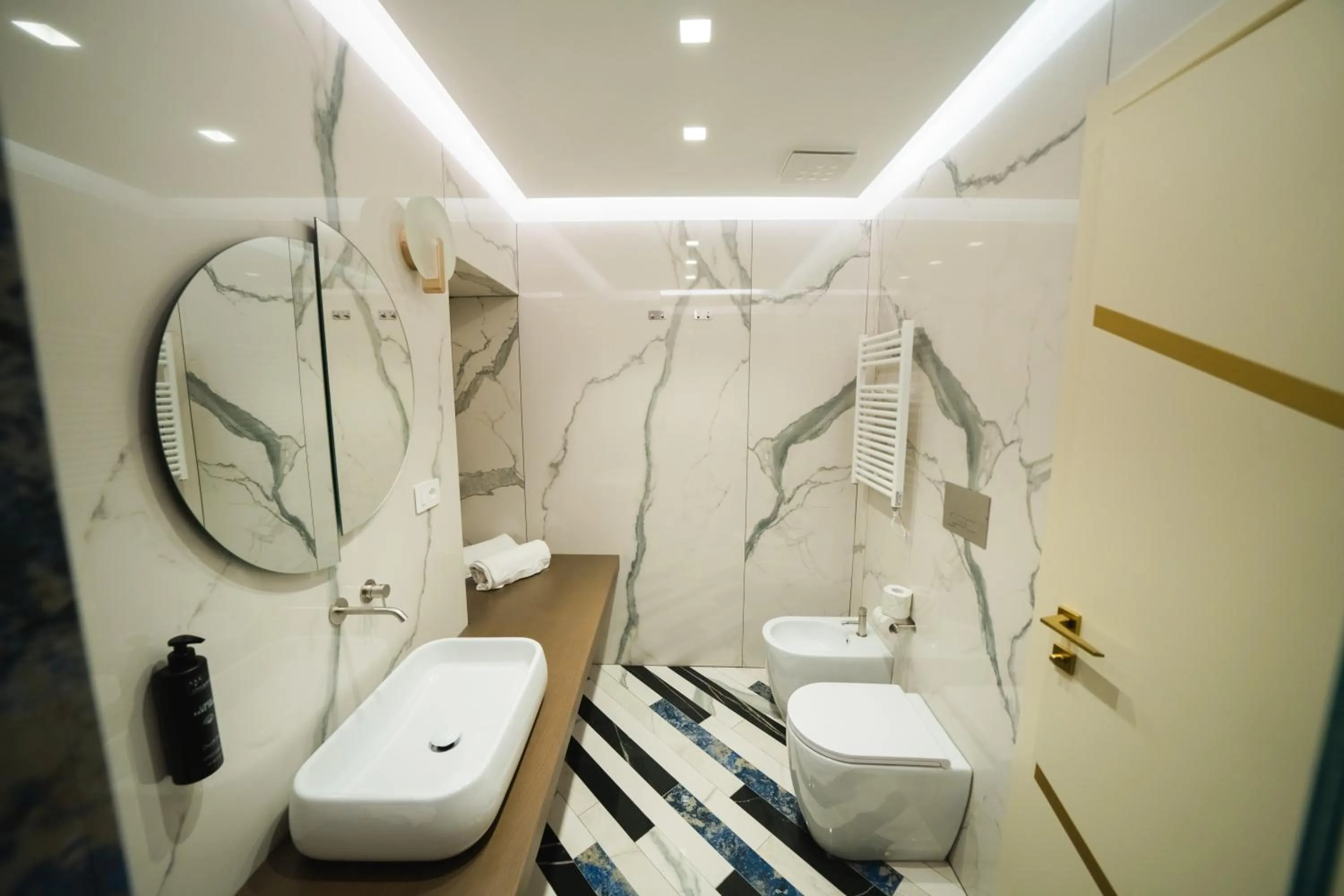 Toilet in Hotel Cala Moresca