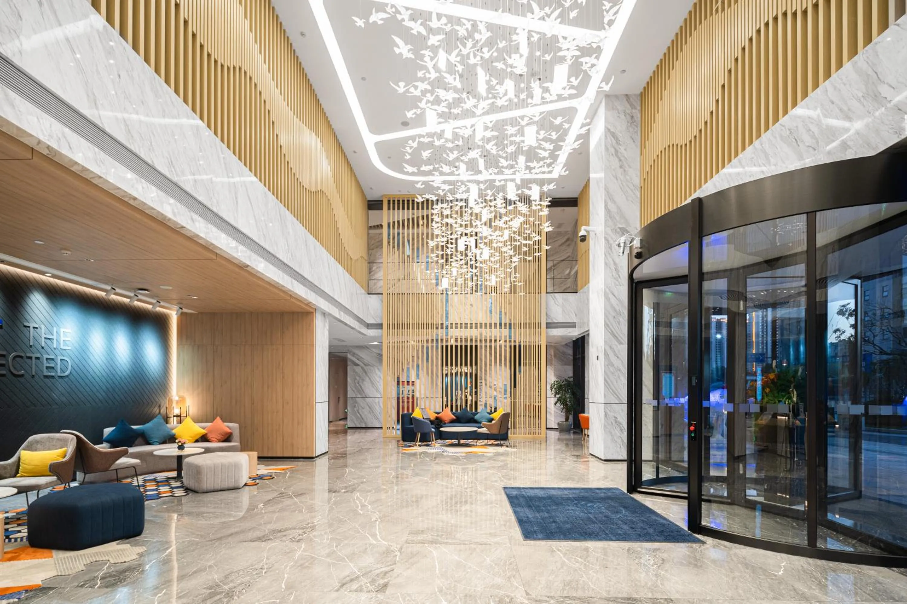 Lobby or reception in Holiday Inn Express Nanchang Riverside by IHG